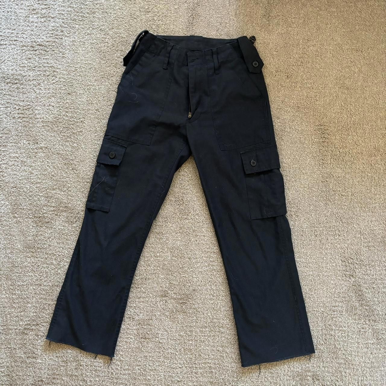 Urban Outfitters Urban Outfitters Black Cargo Pants Size 26" / US 2 / IT 38 - 1 Thumbnail