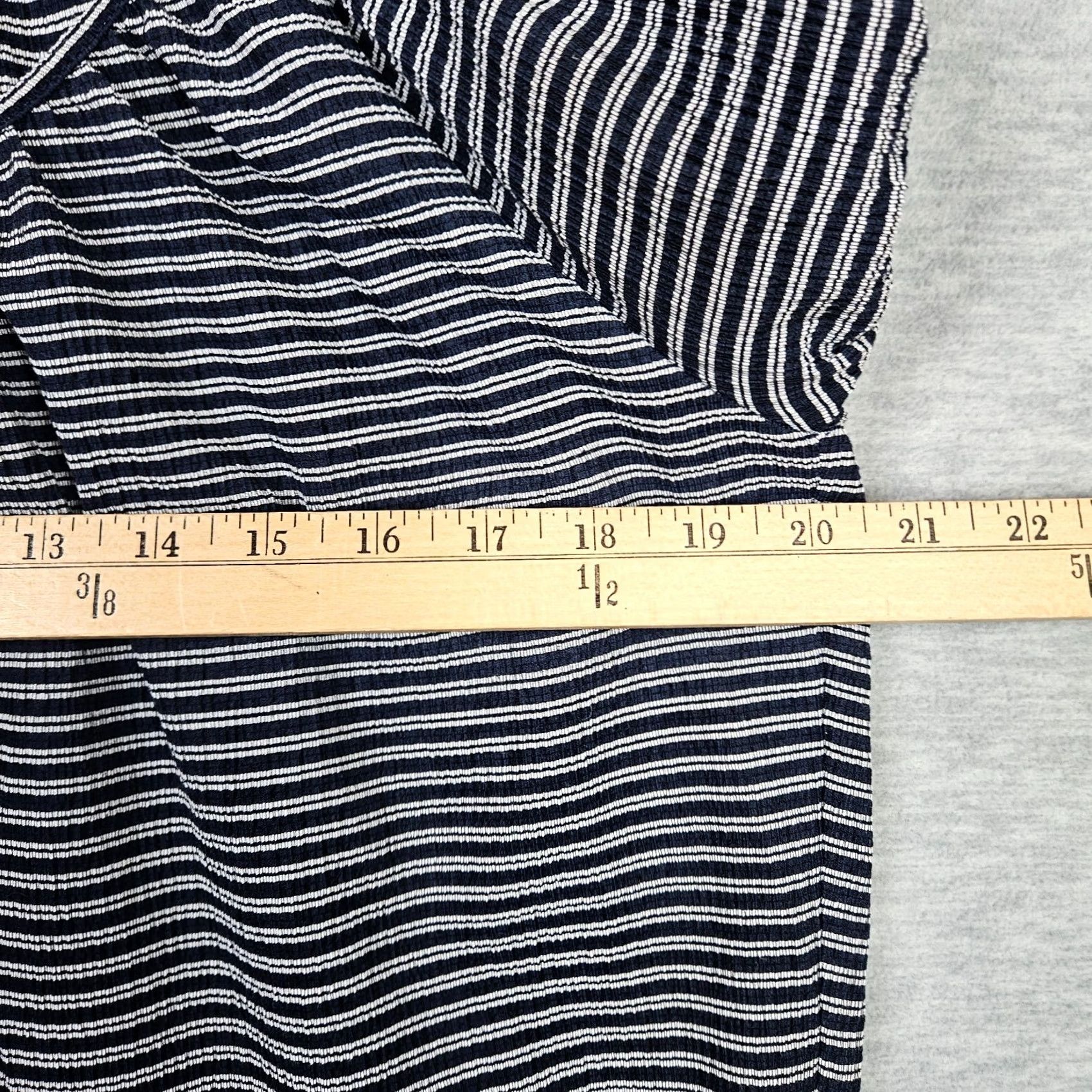 Madewell Madewell Stripes Round neck Waffle Top Women's Size M Multicolor Cotton Blend Blouse Short Sleeve Casual Regular Keyboard: Note - no extra text Size M / US 6-8 / IT 42-44 - 3 Thumbnail