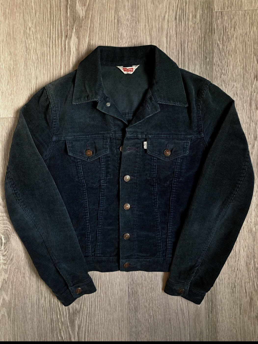 Levi's Vintage 70s Levi’s White Tab corduroy jacket Made in France Size US XS / EU 42 / 0 - 1 Thumbnail