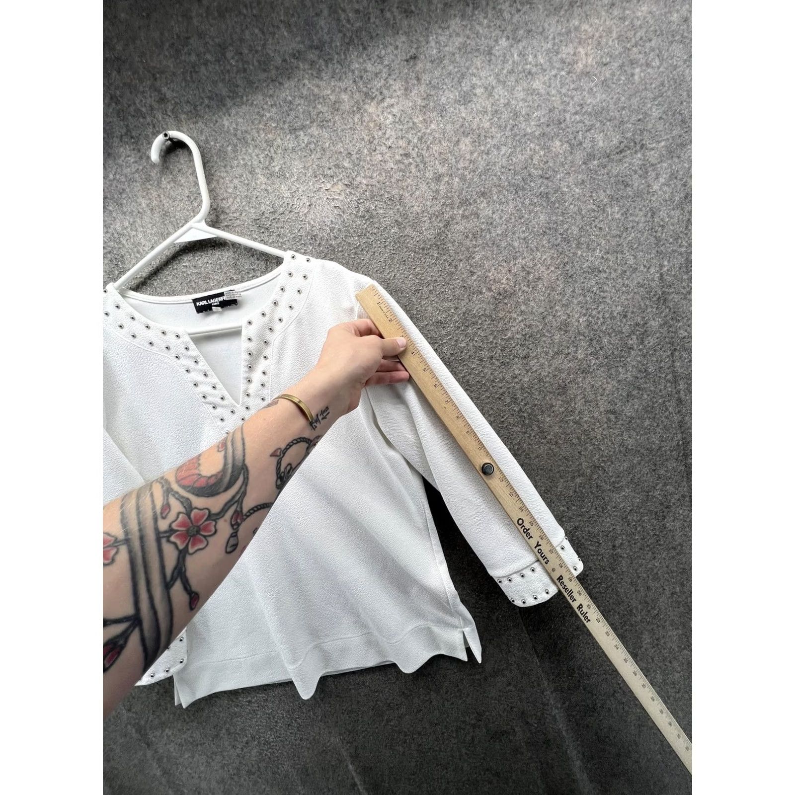Karl Lagerfeld Karl Lagerfeld Paris Blouse Womens Small White Studded V Neck 3/4 Sleeve Top Size S / US 4 / IT 40 - 5 Thumbnail