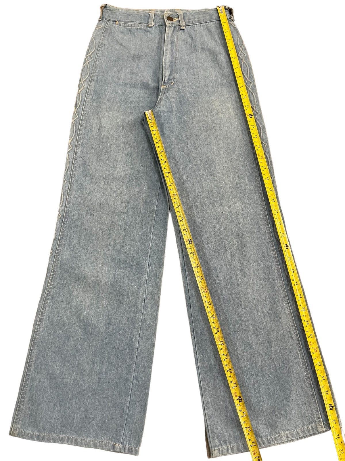 Japanese Brand Vintage Japanese Brand Lace Spiral Design Flare Jeans Size 24" / US 00 / IT 34 - 11 Thumbnail