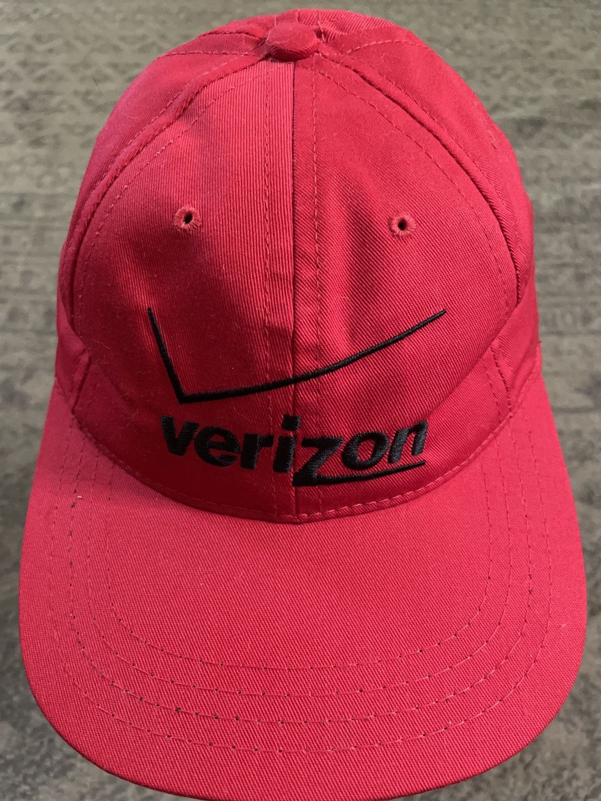 Other VERIZON Cap Hat Strap Back Red Cell Phone Network advertisin Size ONE SIZE - 1 Thumbnail
