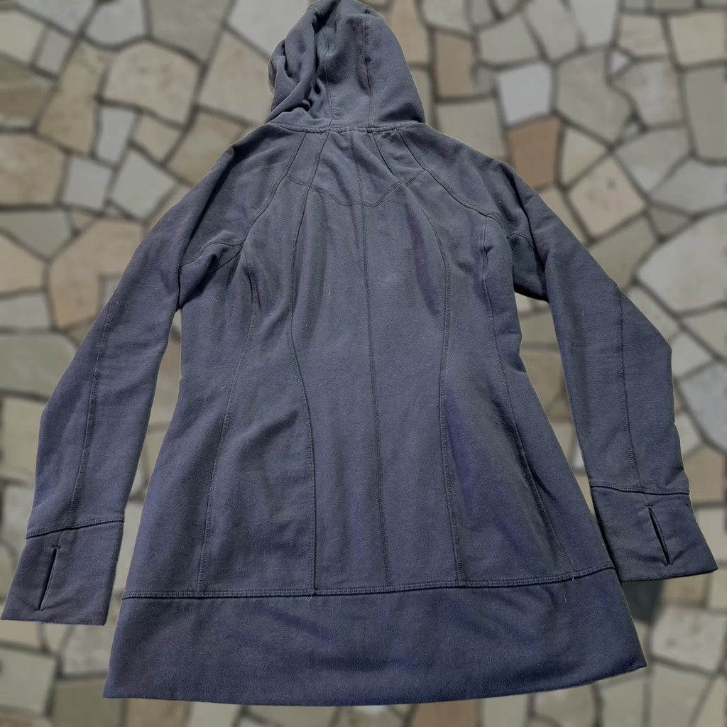 Athleta Athleta Hoodie Womens Small Black Full Zip Fleece Pocketed Raglan Thumbholes Size S / US 4 / IT 40 - 1 Thumbnail