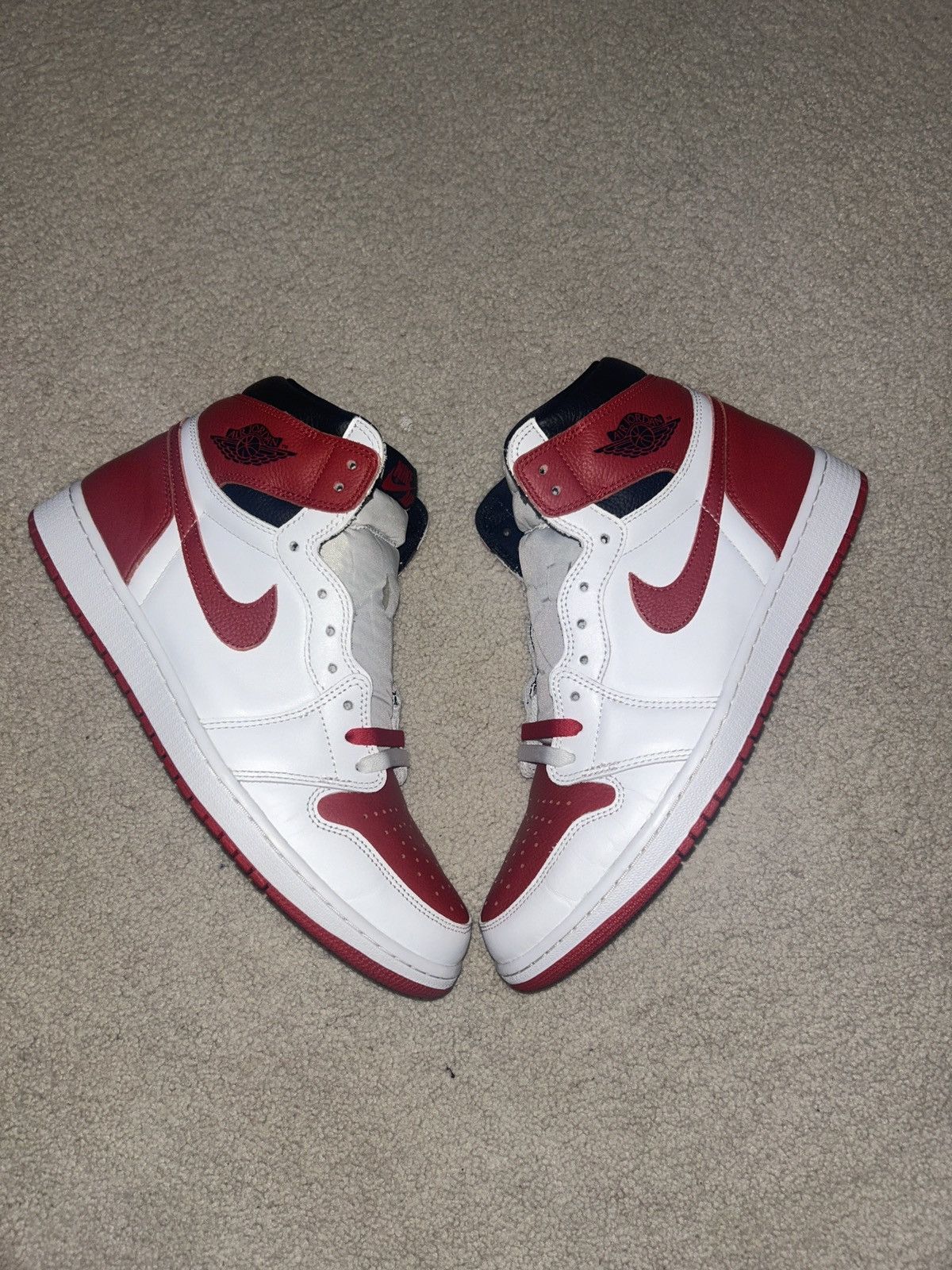 air jordan 1 retro high og “heritage”