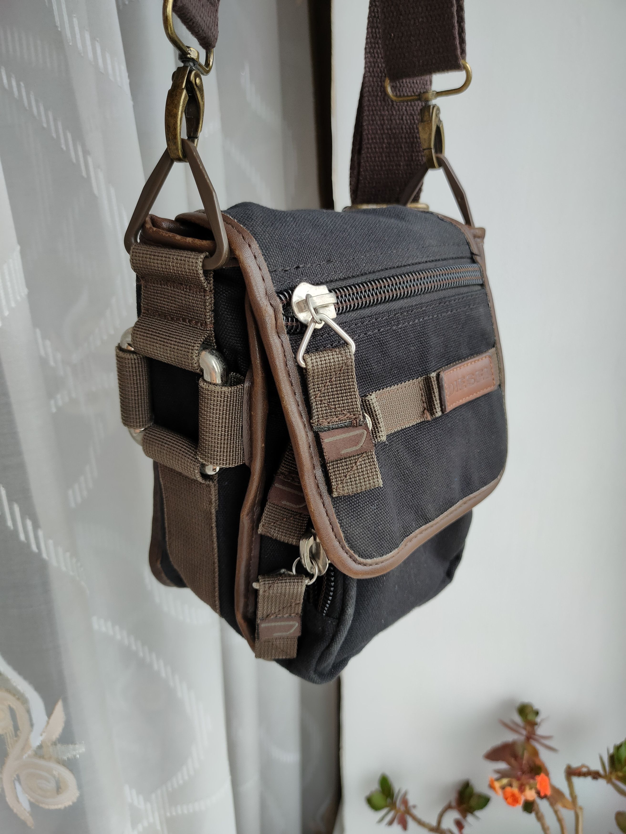 Diesel 🔥 Y2K Vintage Diesel Spare Parts Bag Messenger Shoulder Bag Size ONE SIZE - 14 Thumbnail