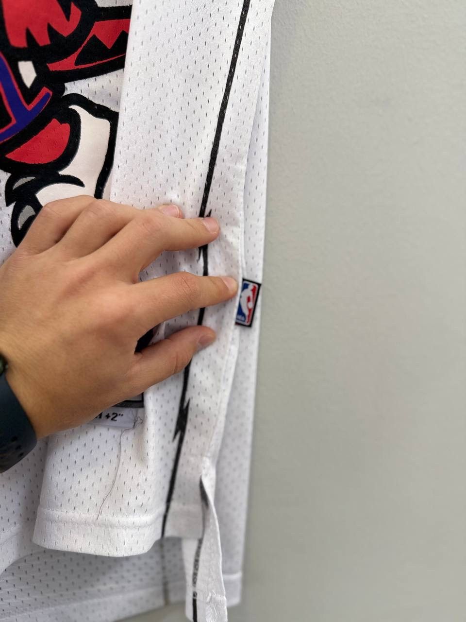 Nike Nike Raptors Vince Carter vintage Jersey #15 white Size US M / EU 48-50 / 2 - 9 Thumbnail