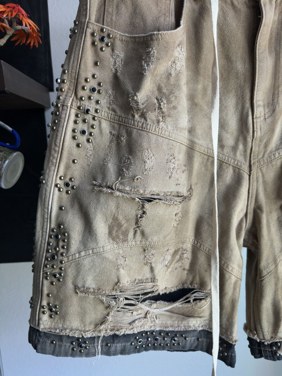 Vale Vale Cream Studded Double Jorts Size US 30 / EU 46 - 3 Thumbnail