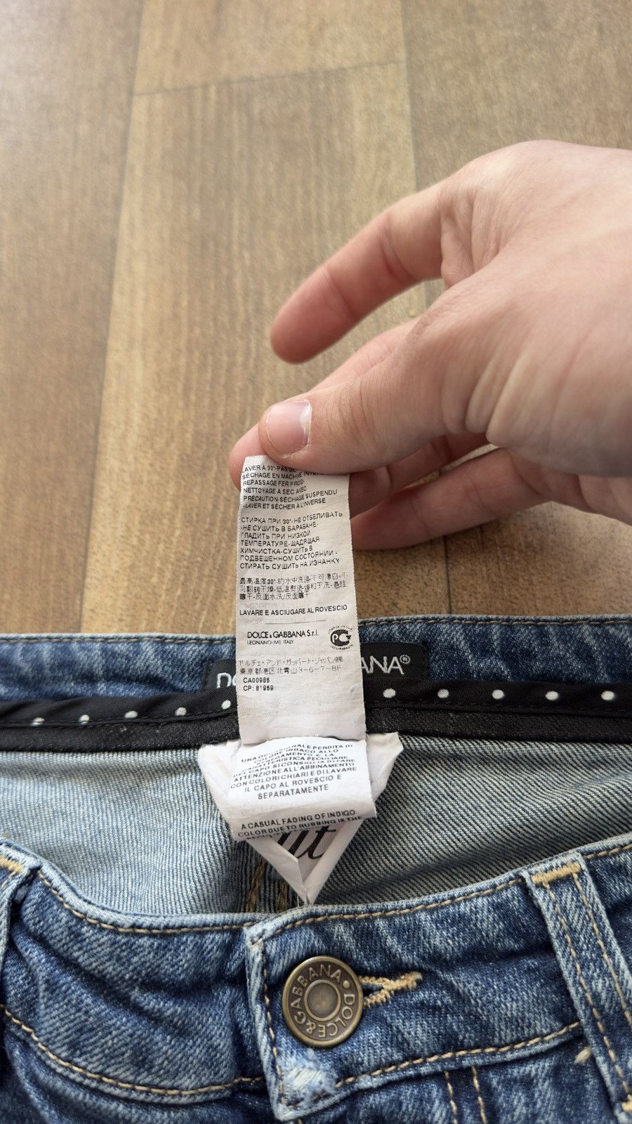 Dolce & Gabbana Dolce & Gabbana Y2K Archive Distressed Wash Denim Jeans Size 28" / US 6 / IT 42 - 9 Thumbnail