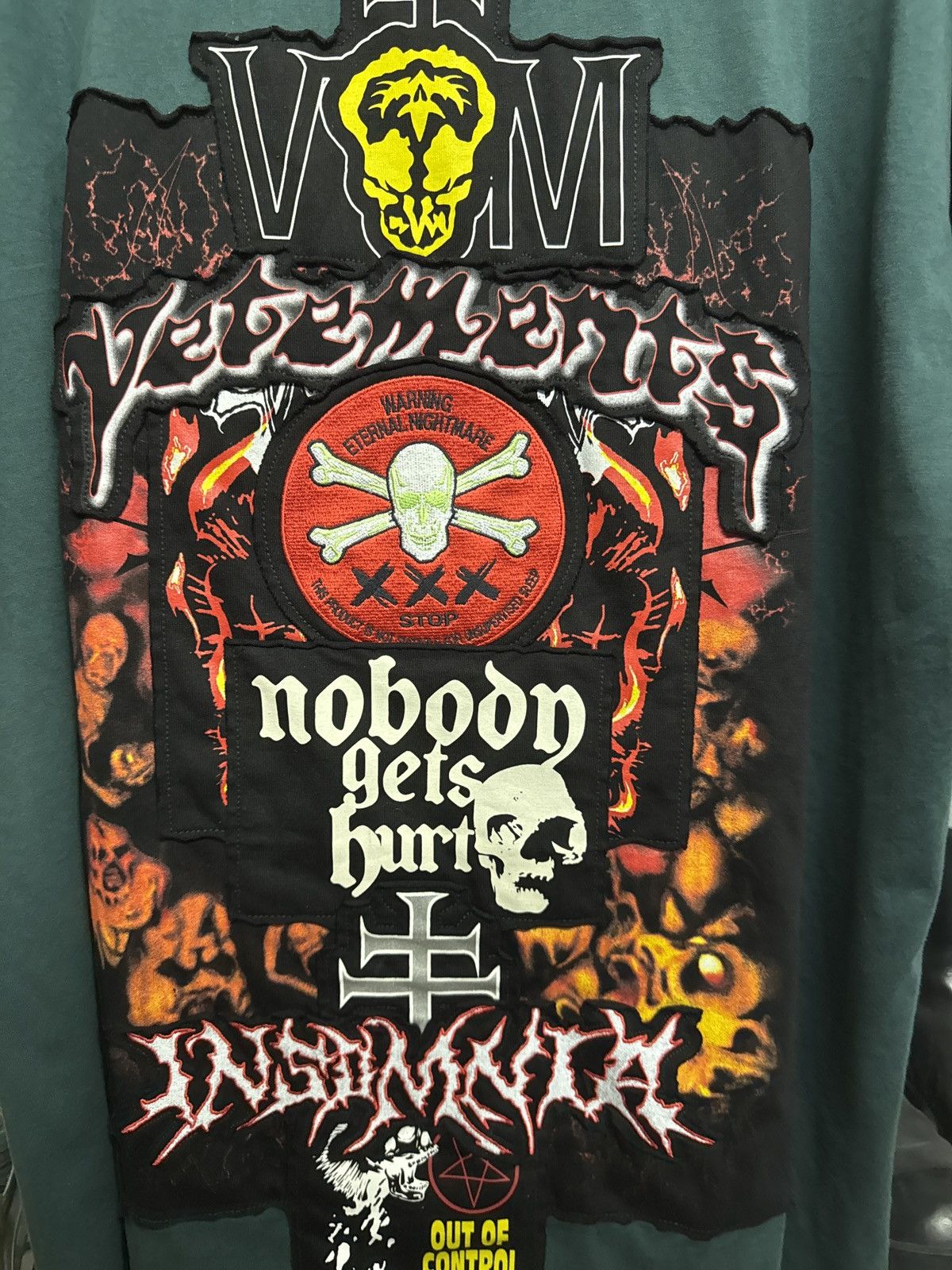 Vetements Vetements Limited Edition “world tour 2033” metal patch tee Size US M / EU 48-50 / 2 - 4 Thumbnail