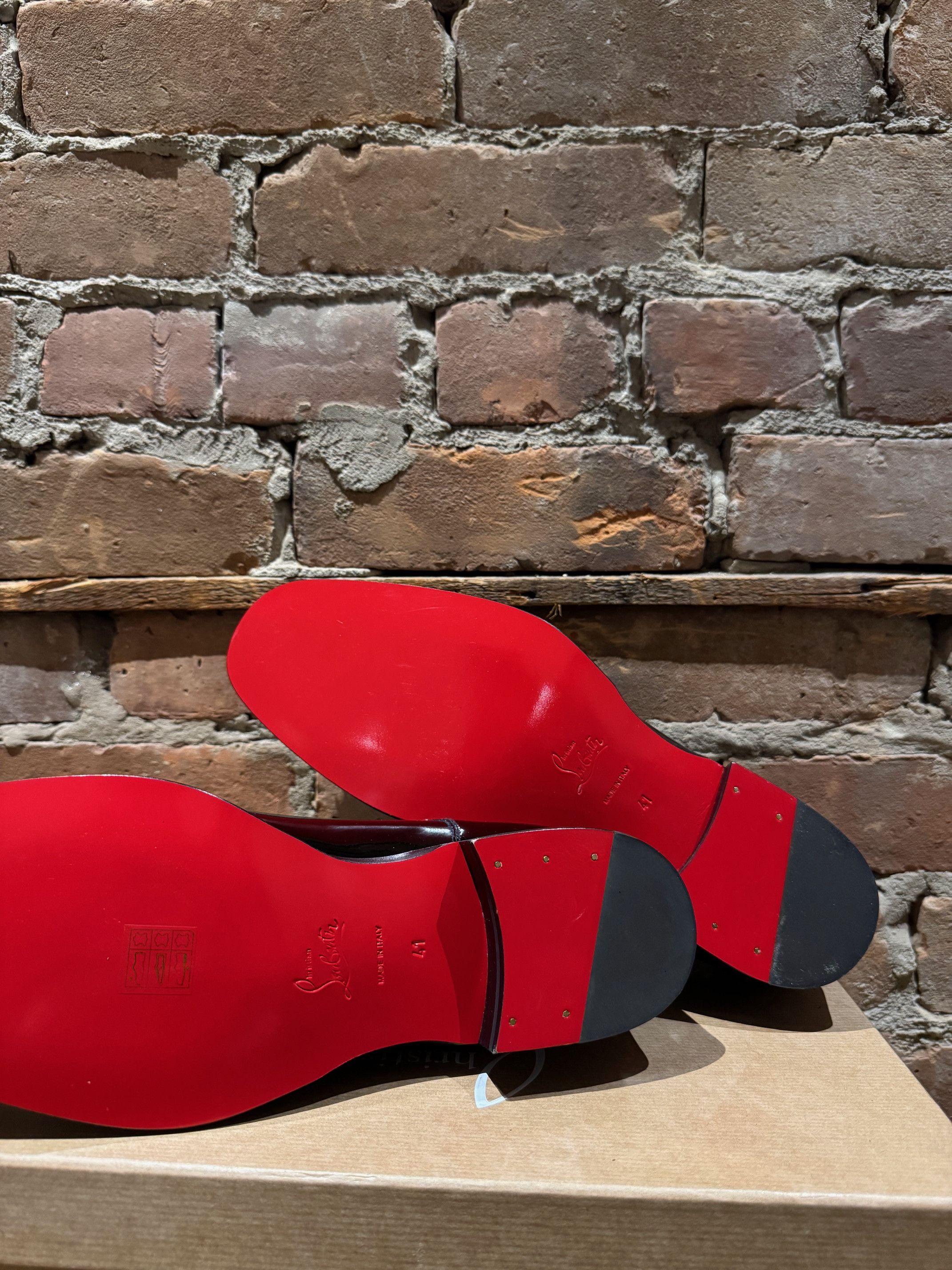 Christian Louboutin Christian Louboutin Maltese Flat – Patent Leather / Spike Size US 8 / EU 41 - 6 Thumbnail