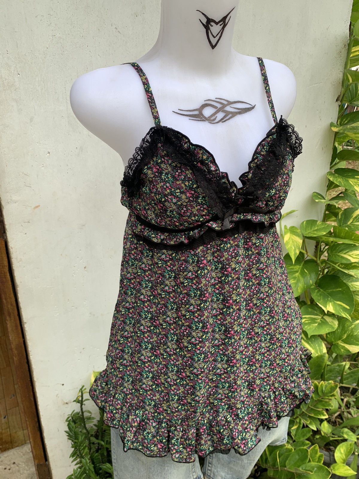 Japanese Brand × Seditionaries y2k ce2 Japan Ruffle Lace Trim Cami Tank Mesh Top Size M / US 6-8 / IT 42-44 - 2 Thumbnail