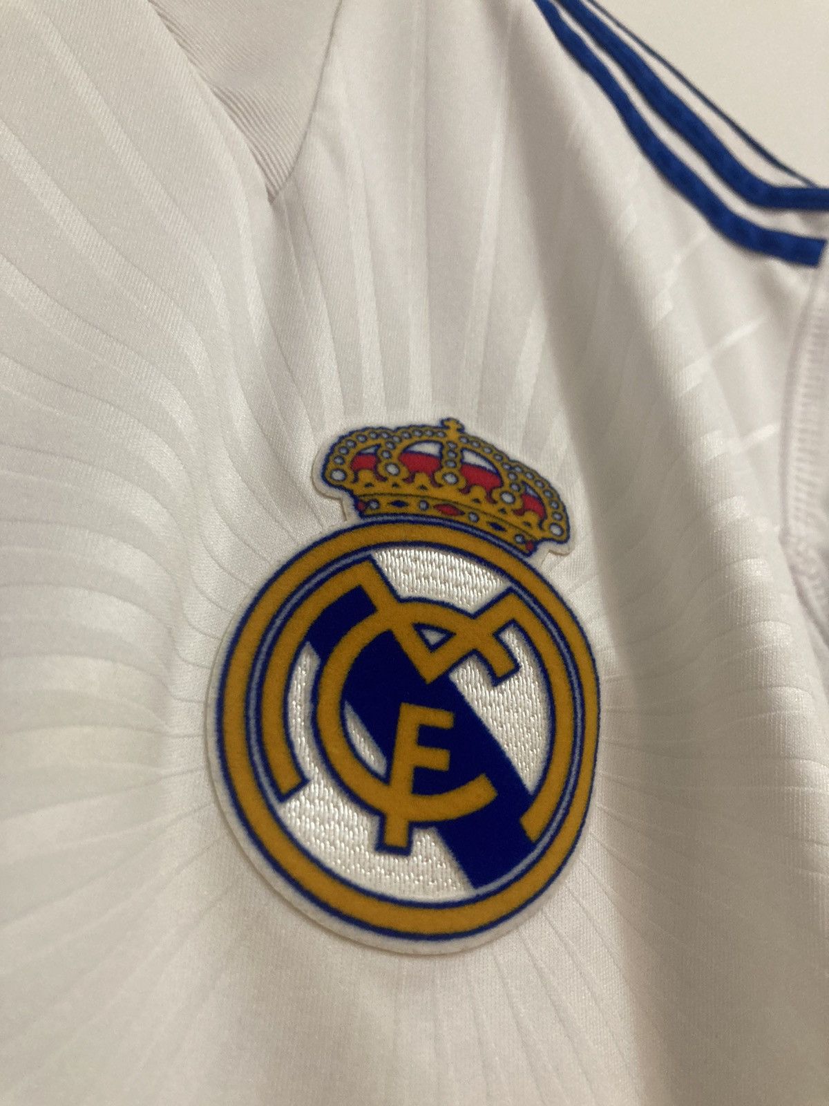 Adidas Real Madrid Benzema Jersey 2010/11 Large Size US L / EU 52-54 / 3 - 4 Thumbnail