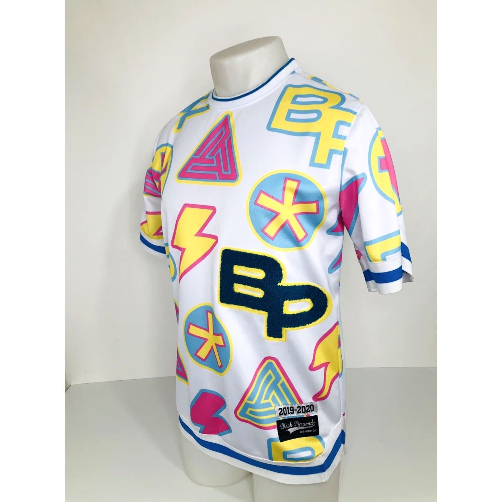 Black Pyramid BLACK PYRAMID Embroidered Mens Md. Shirt Shirt Mens M White Embroidered Size US M / EU 48-50 / 2 - 2 Thumbnail