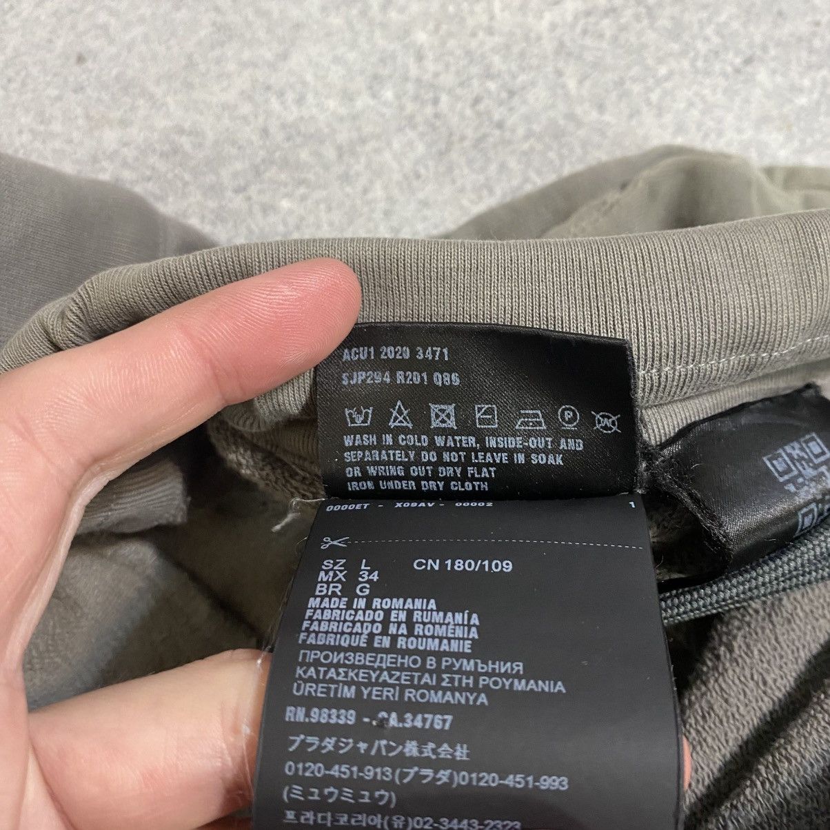 Prada Prada Sweatpants Black Tab Logo Size US 32 / EU 48 - 8 Thumbnail