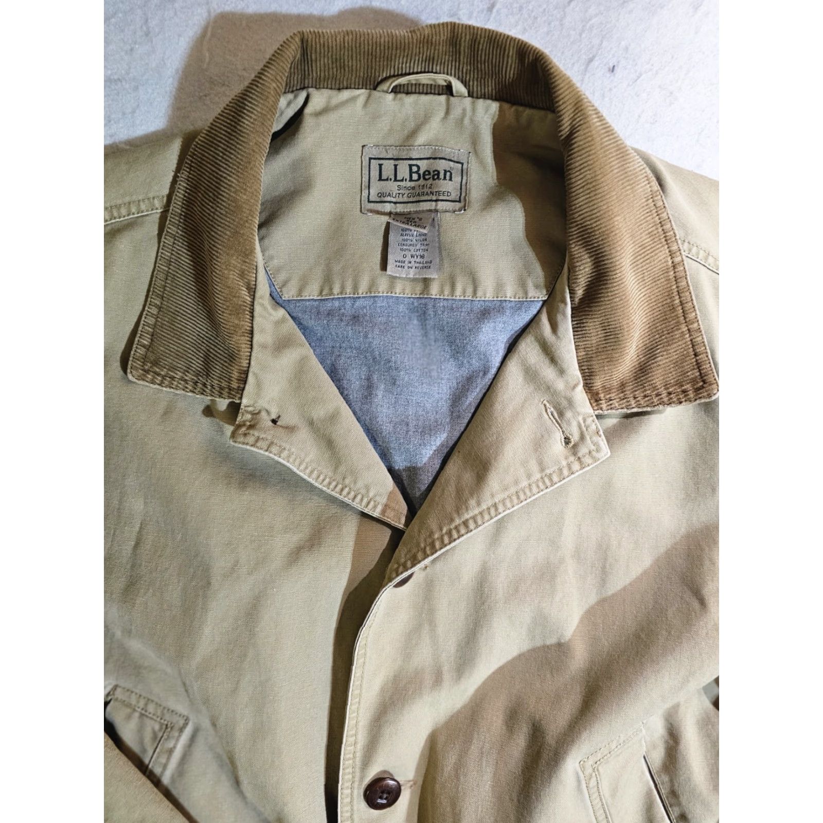Vintage VINTAGE L.L Bean Chore Jacket Canvas Khaki Mens XL Long Sleeve Button Up Winter Fall Spring 90s Outdoor Hunting Hiking Walking Regular Fit Size US XL / EU 56 / 4 - 3 Thumbnail