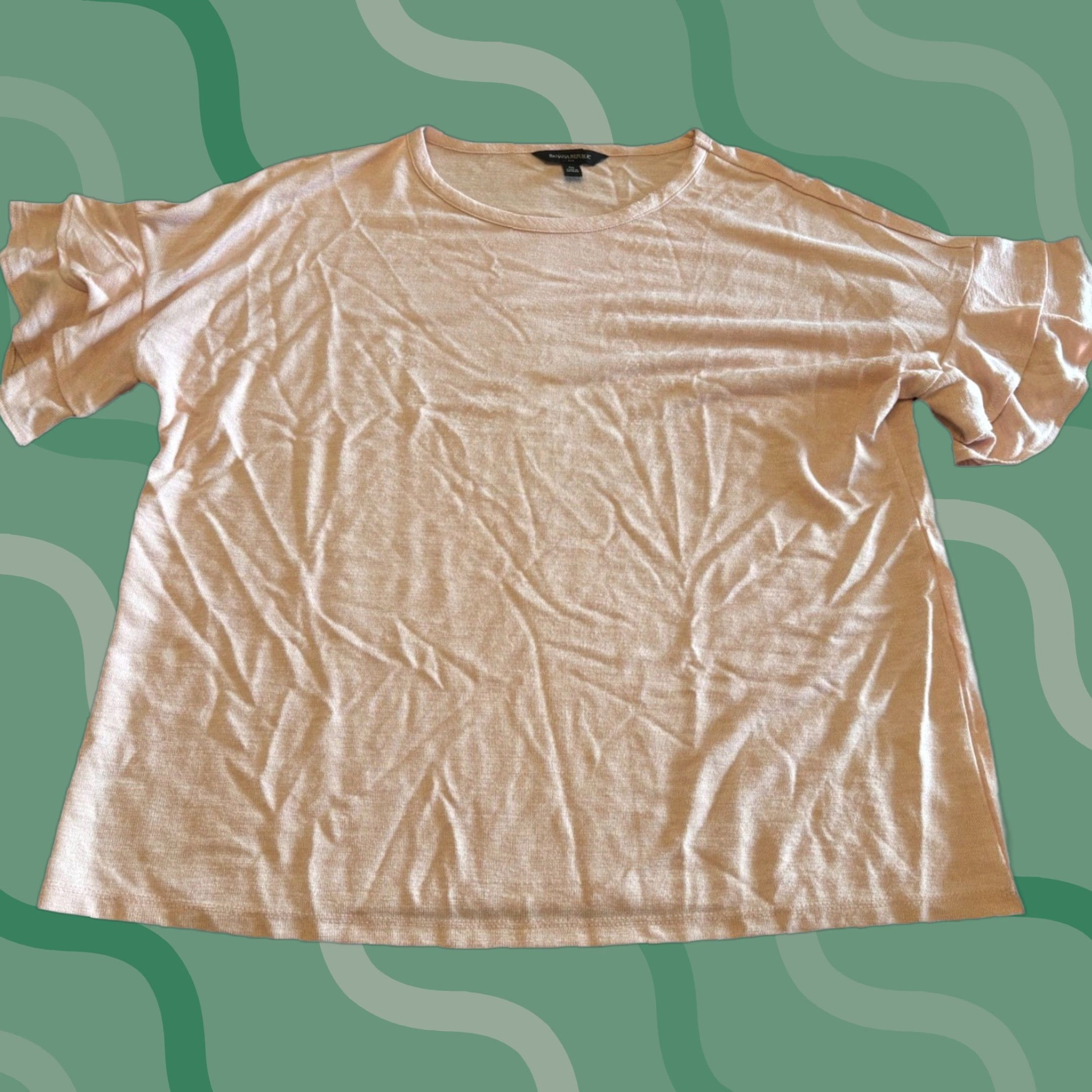 Banana Republic Banana Republic Shirt Womens M Short Sleeve Blouse Beige Zip Flutter Sleeve Classic Round Neck Size M / US 6-8 / IT 42-44 - 1 Thumbnail