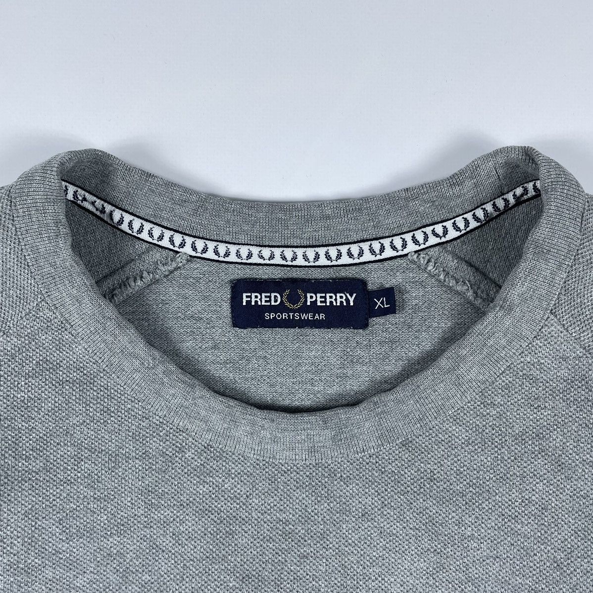 Fred Perry Fred Perry Sweatshirt Size US XL / EU 56 / 4 - 5 Thumbnail