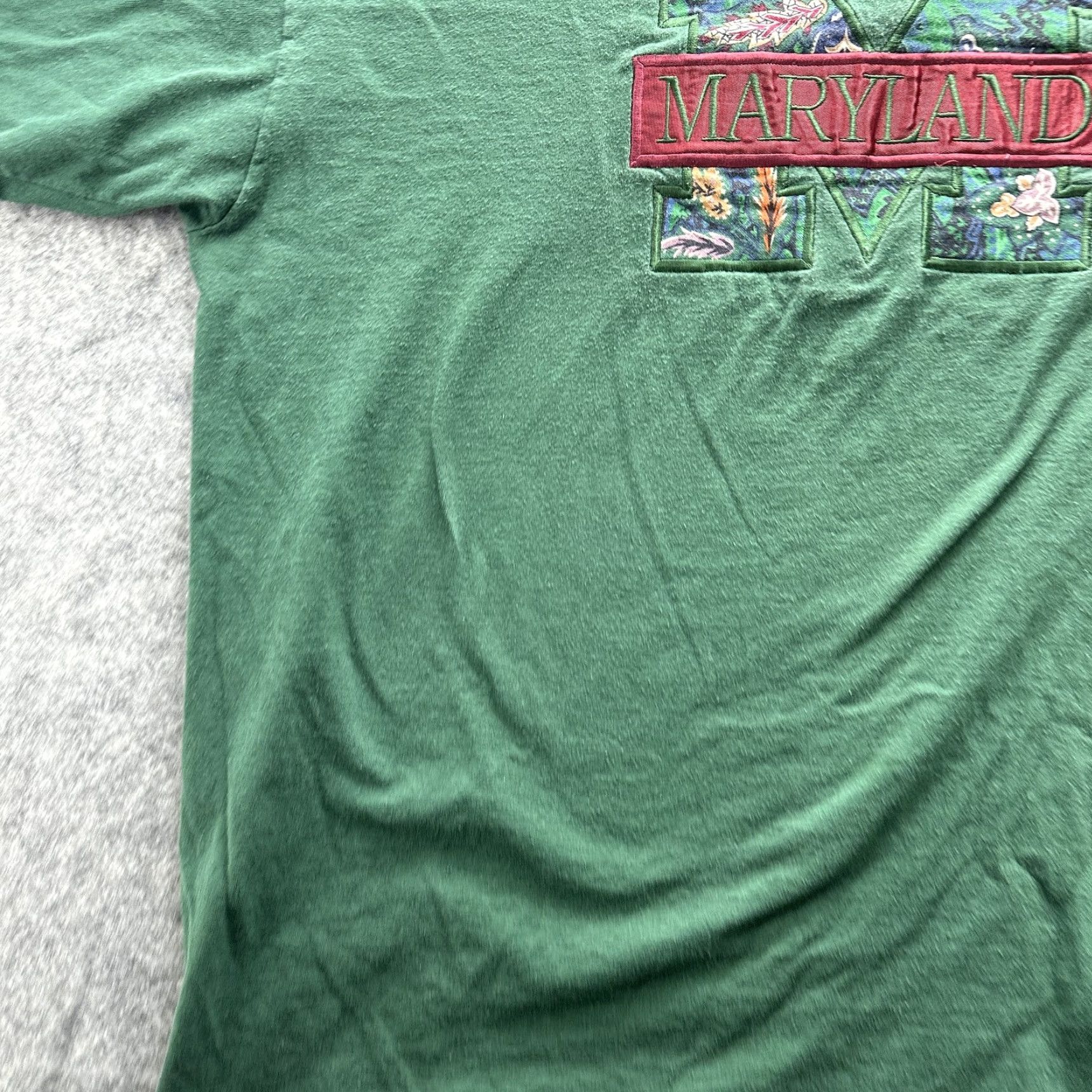 Vintage VINTAGE Maryland Shirt 90s Green Floral Graphic T-Shirt Mens 2XL Size US XXL / EU 58 / 5 - 3 Thumbnail