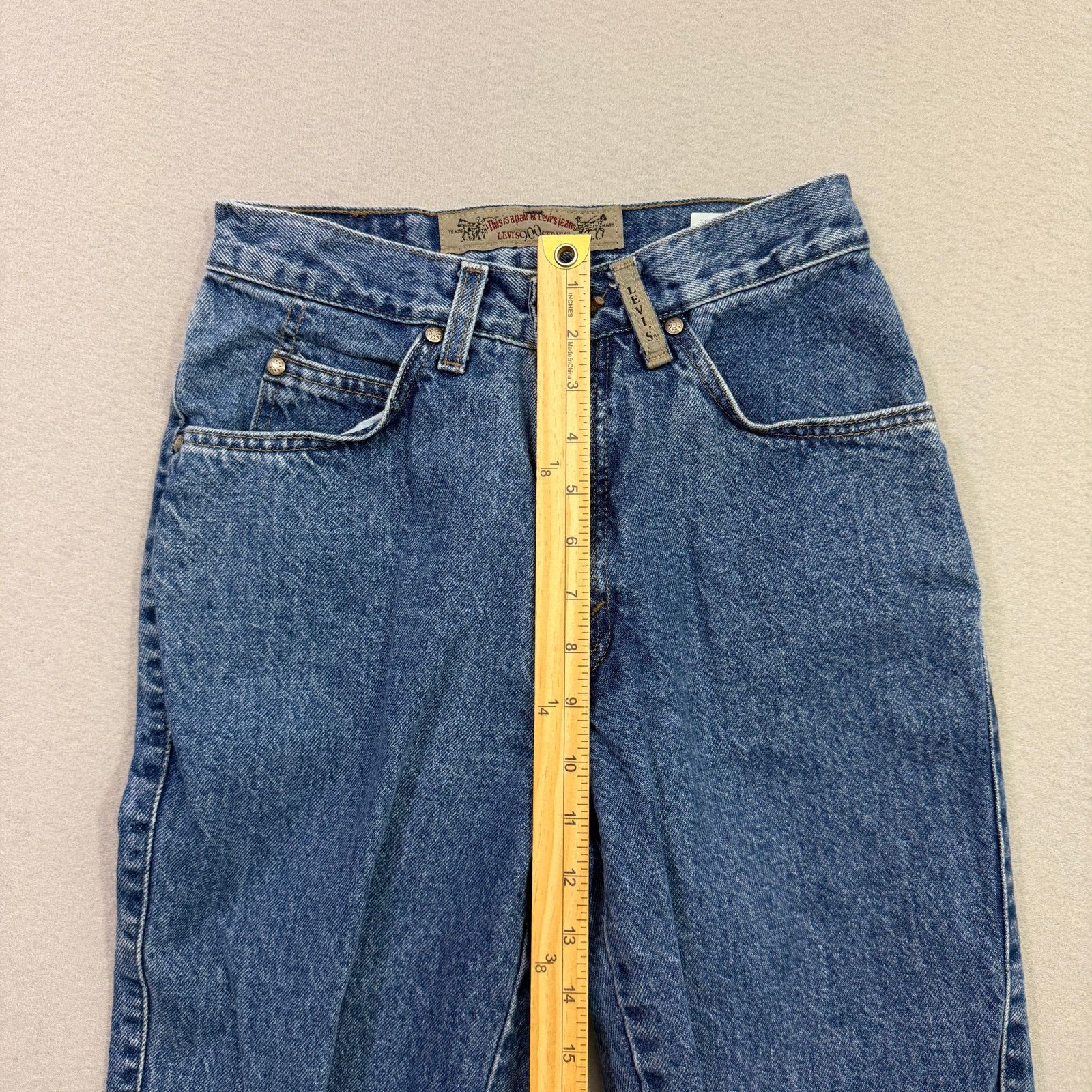 Vintage Vintage Levis 900 Jeans Women's 7 (26x31) Blue Mom High Rise Size 26" / US 2 / IT 38 - 9 Thumbnail