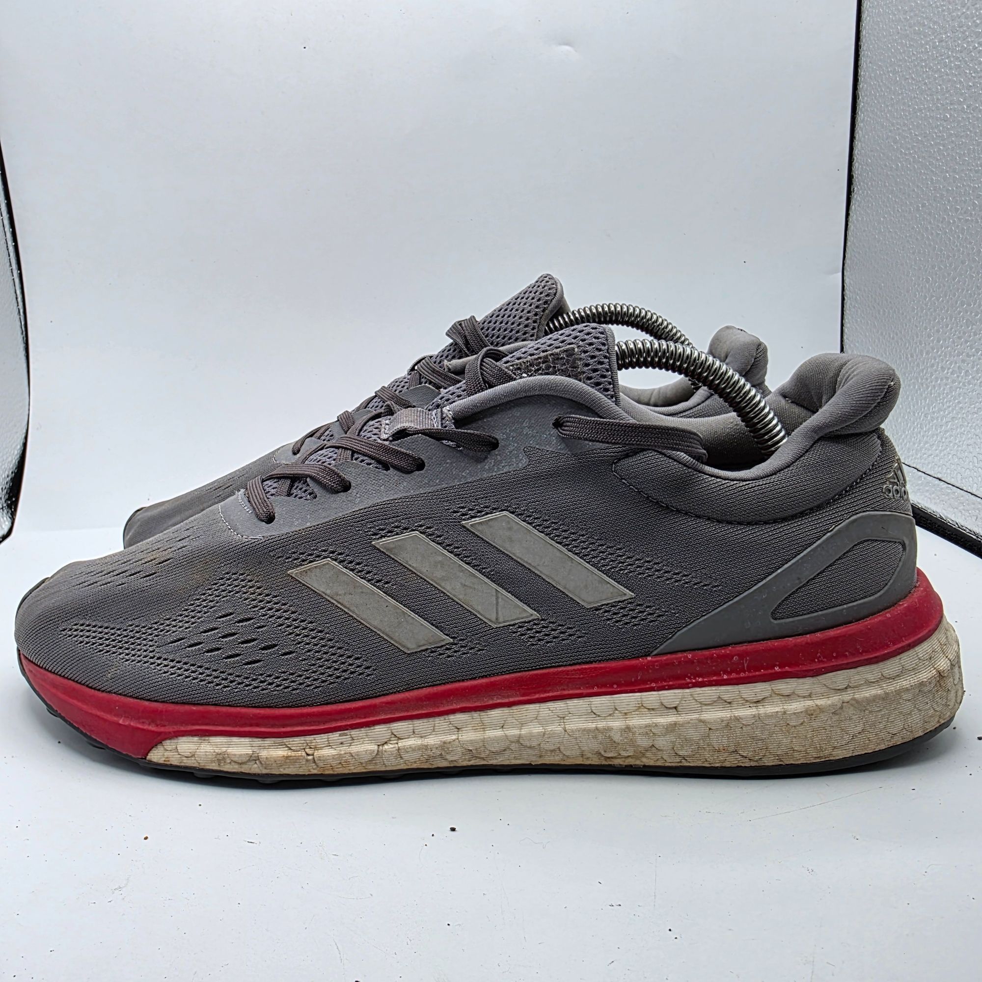 Adidas Adidas Sonic Drive Mens Size 10 Gray Scarlet Shoes Athletic Size US 10 / EU 43 - 13 Thumbnail