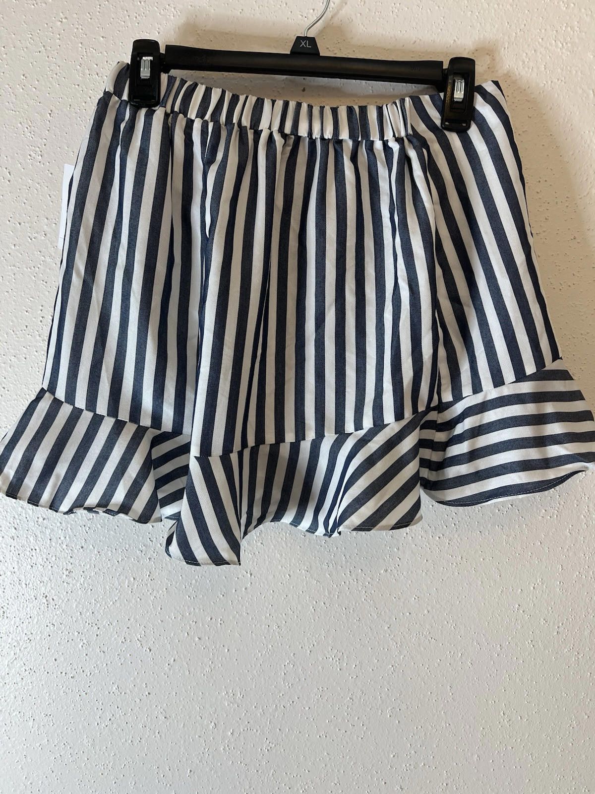 Forever 21 Forever 21 Stripped Ruffle Skirt Sz M Size 32" / US 10 / IT 46 - 2 Thumbnail
