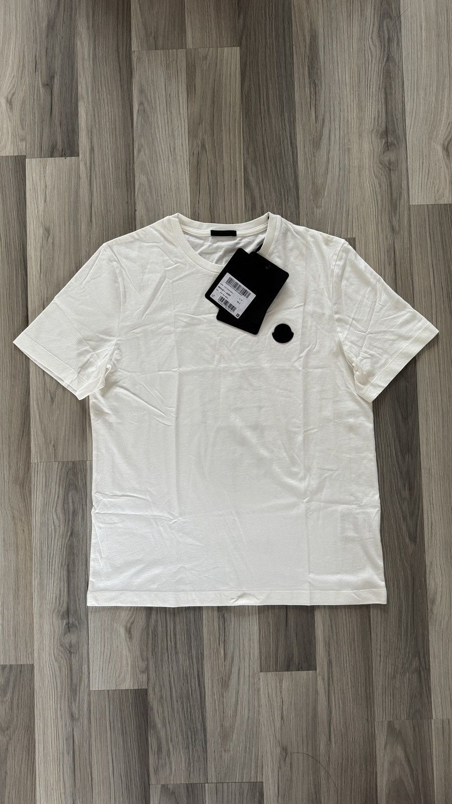 Moncler Moncler Rubber Logo Patch T-Shirt Size US S / EU 44-46 / 1 - 1 Thumbnail