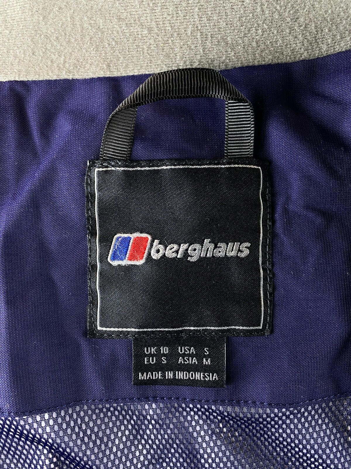 Berghaus Berghaus Navy Blue Full Zip Nylon Windbreaker Jacket Size S Size US S / EU 44-46 / 1 - 9 Thumbnail