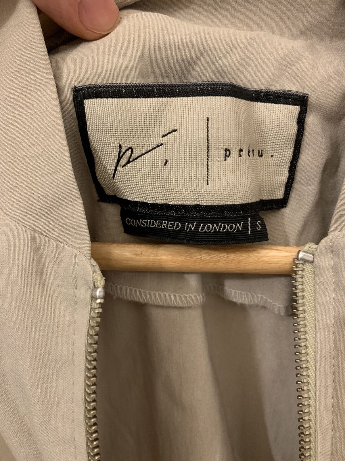 Prevu Prévu Mens light windbreaker jacket Size US S / EU 44-46 / 1 - 4 Thumbnail