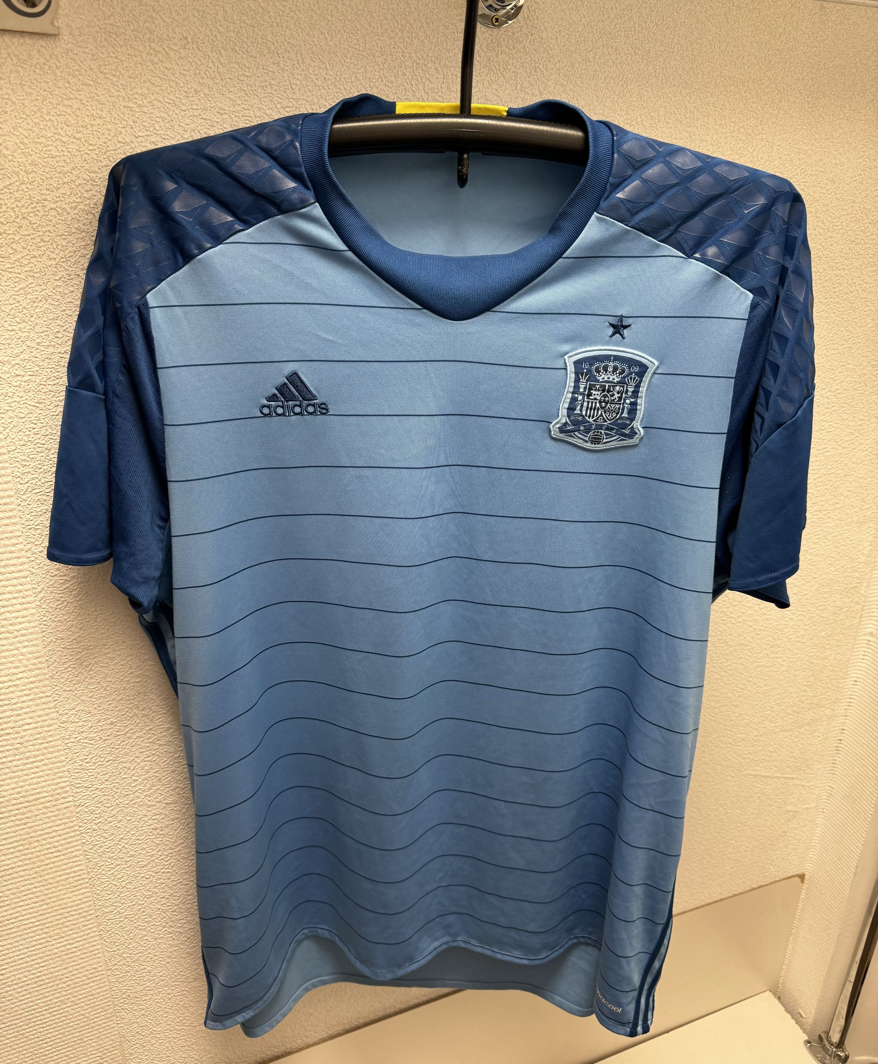 Adidas Adidas Spain Fifaworld cup adidas soccer jersey 2015 XXL 2XL Size US XXL / EU 58 / 5 - 1 Thumbnail