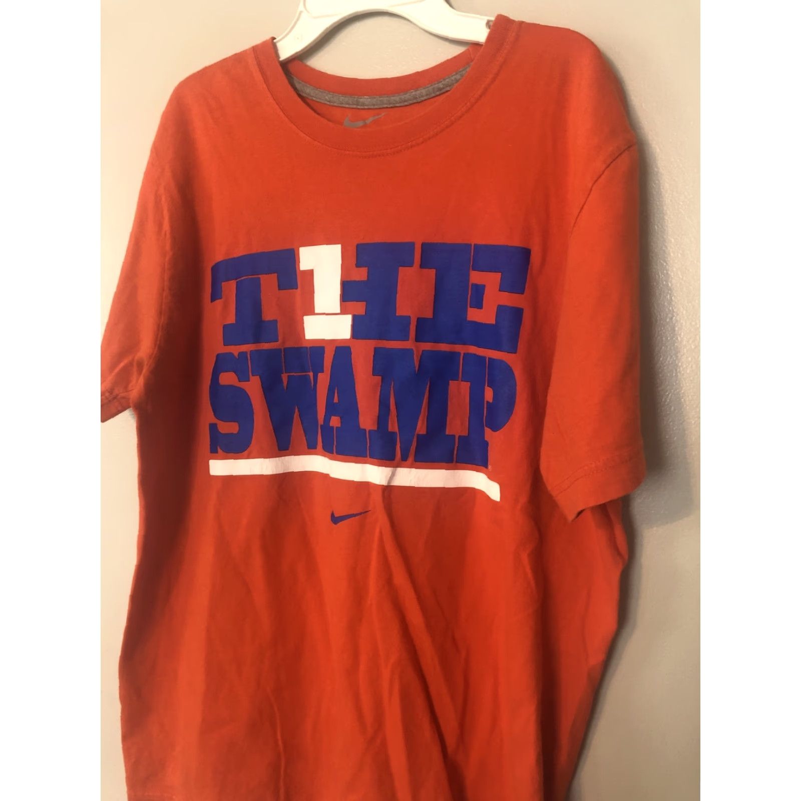 Nike **Nike Men's Medium Orange Florida Gators The Swamp Crew Neck T-Shirt** User: **Nike Men's Medium Orange Florida Gators The Swamp T-Shirt** Size US M / EU 48-50 / 2 - 2 Thumbnail
