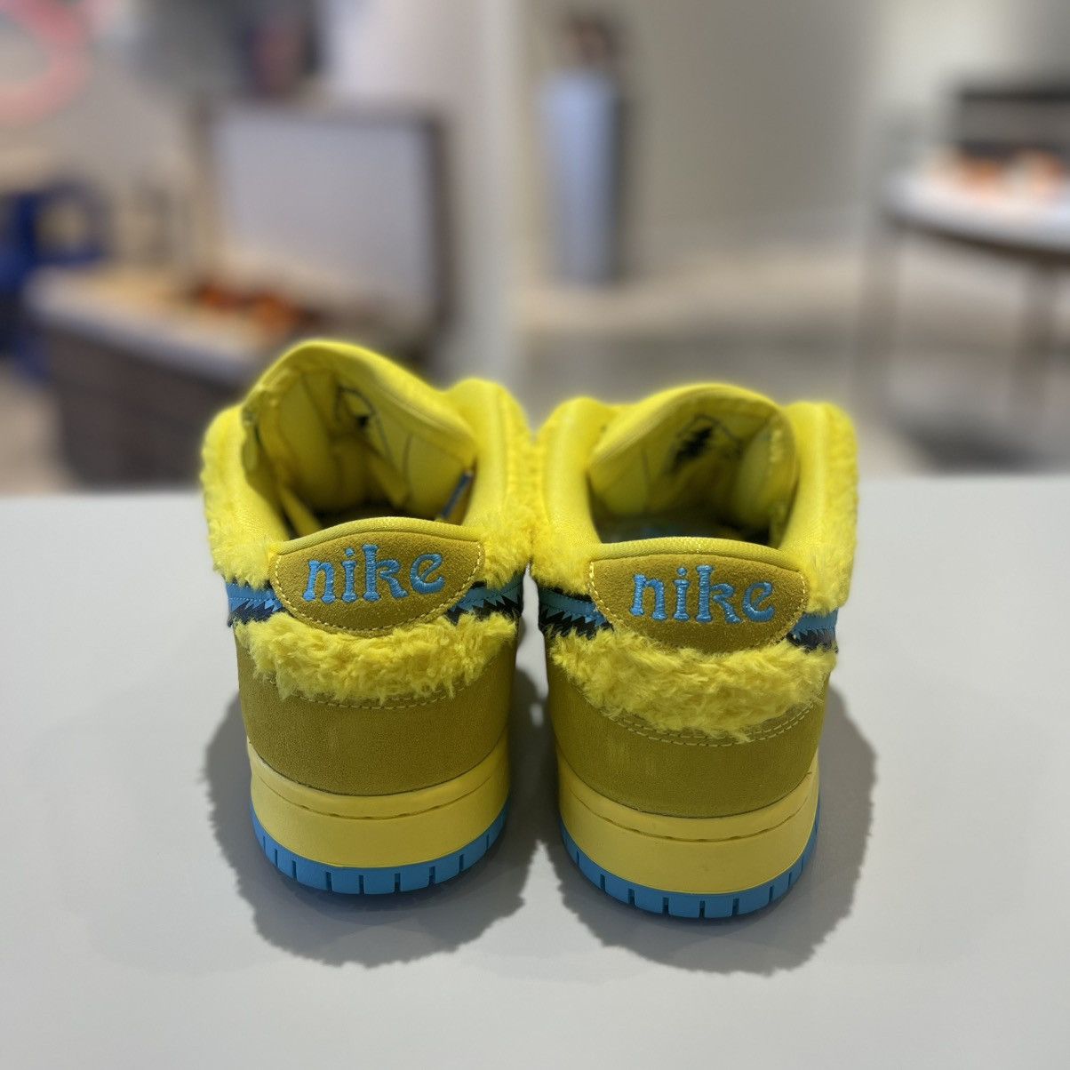 Nike Nike SB Dunk Low Grateful Dead Bears Opti Yellow Size US 11 / EU 44 - 5 Thumbnail