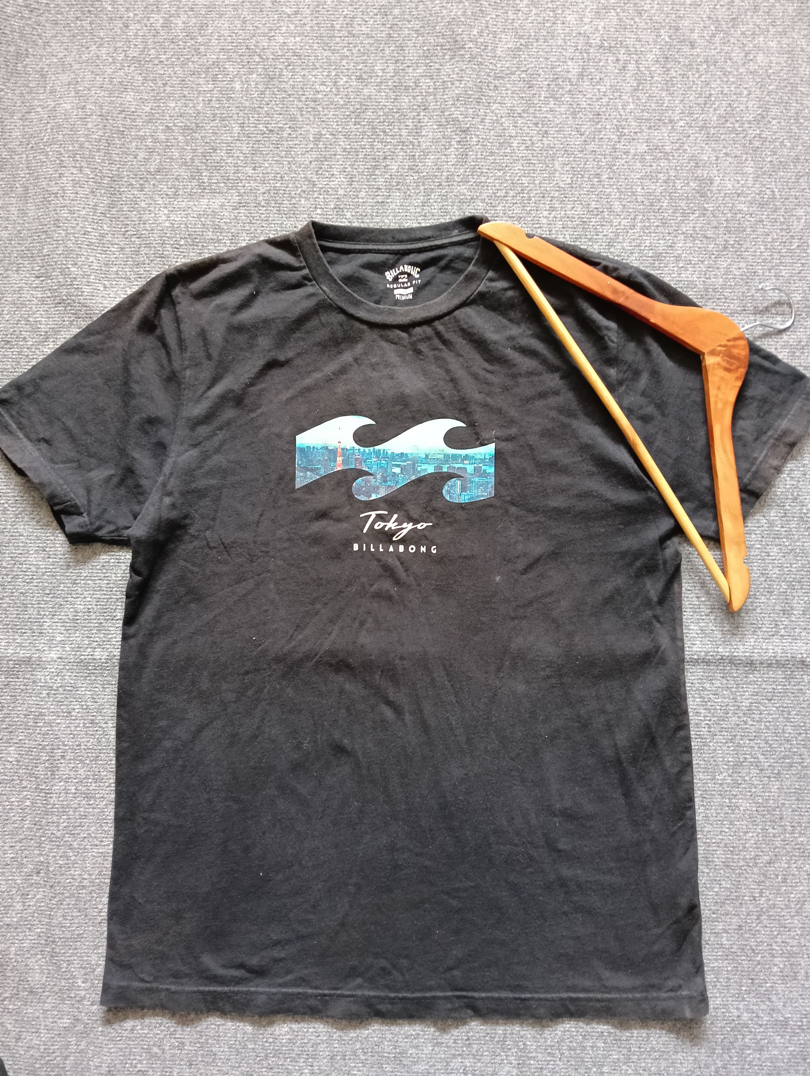 Billabong × Stussy × Volcom BILLABONG TOKYO BLACK FADED T-SHIRT. Size US XL / EU 56 / 4 - 1 Thumbnail
