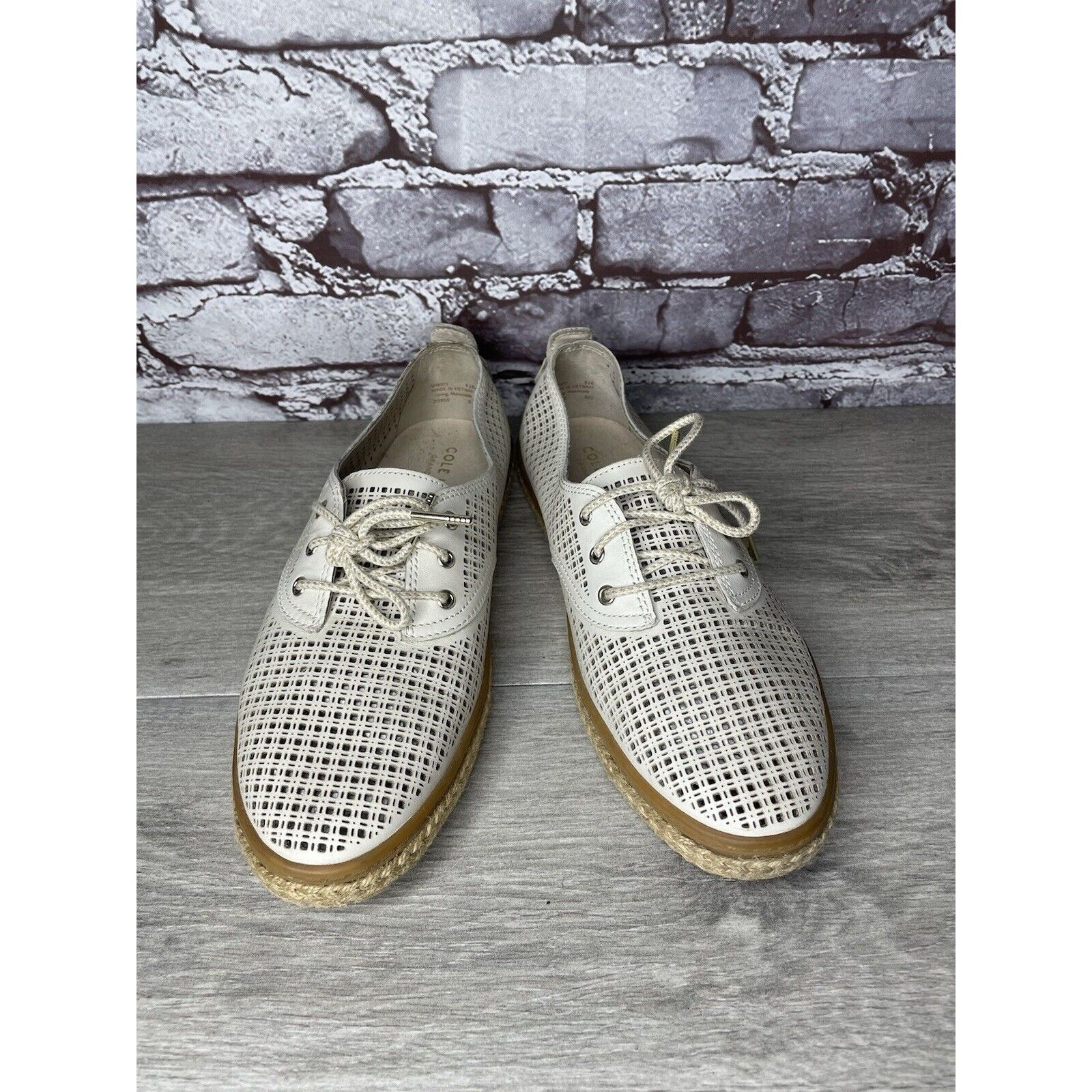Cole Haan Cole Haan Ivory Leather Perforated Espadrilles Comfort Shoes Size US 8.5 / IT 38.5 - 2 Thumbnail