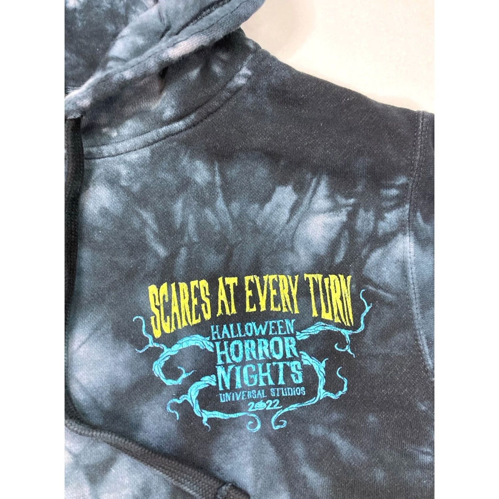 Vintage VINTAGE Universal Studios Halloween Horror Nights 2022 Hoodie Women XS Black Tie Dye Kid? Size XS / US 0-2 / IT 36-38 - 4 Thumbnail