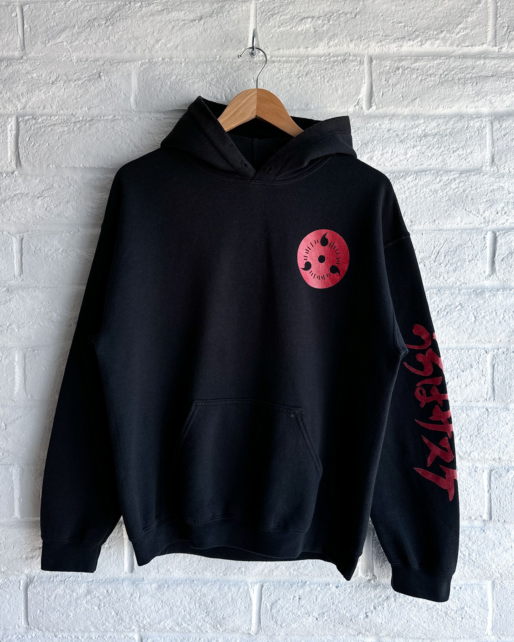 Vintage Naruto Shippuden Sasuke Uchiha Sharingan Hoodie Black M Size US M / EU 48-50 / 2 - 1 Thumbnail