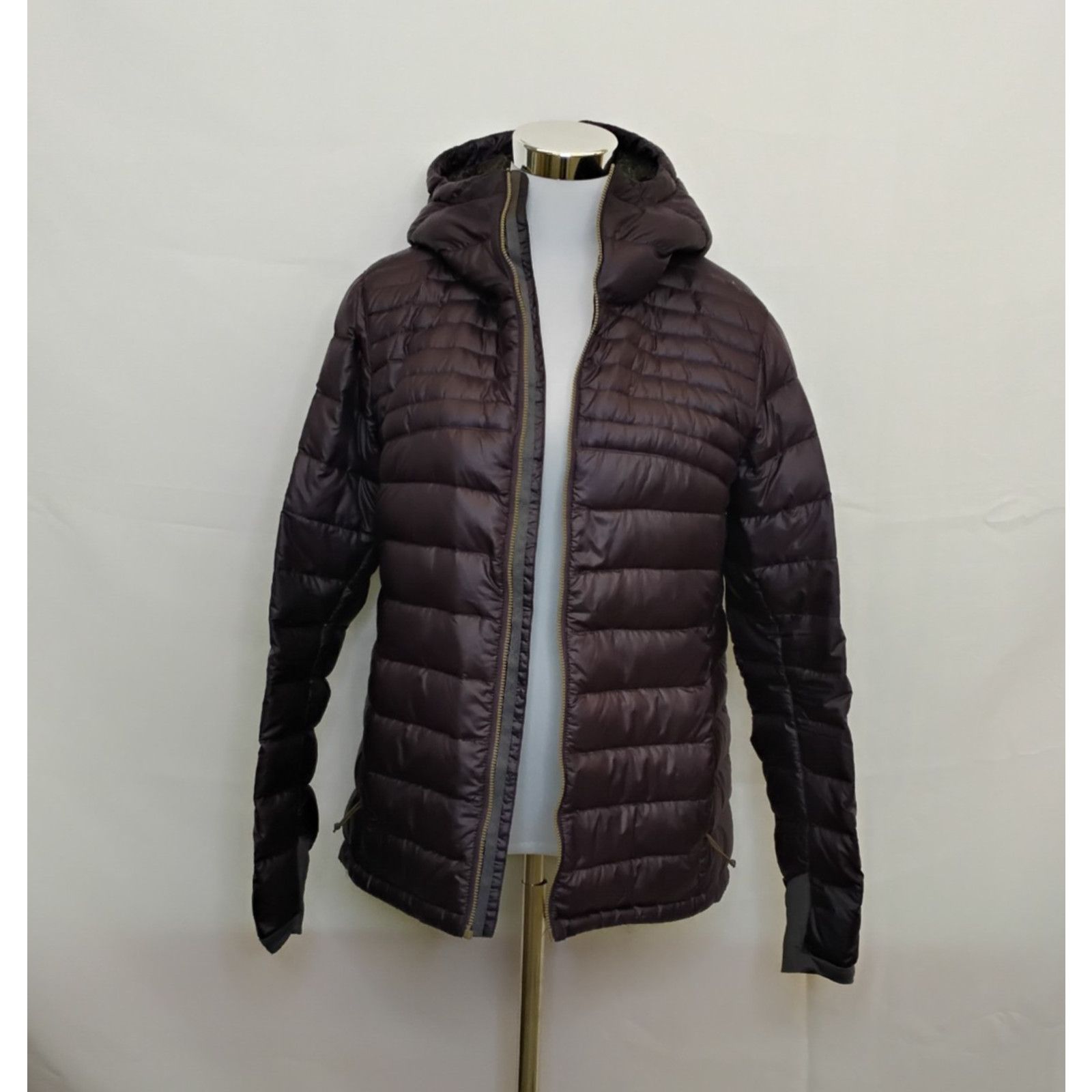 Flylow Flylow Down Puffer Jacket Women's M Purple Missing Zip pull Size M / US 6-8 / IT 42-44 - 2 Thumbnail