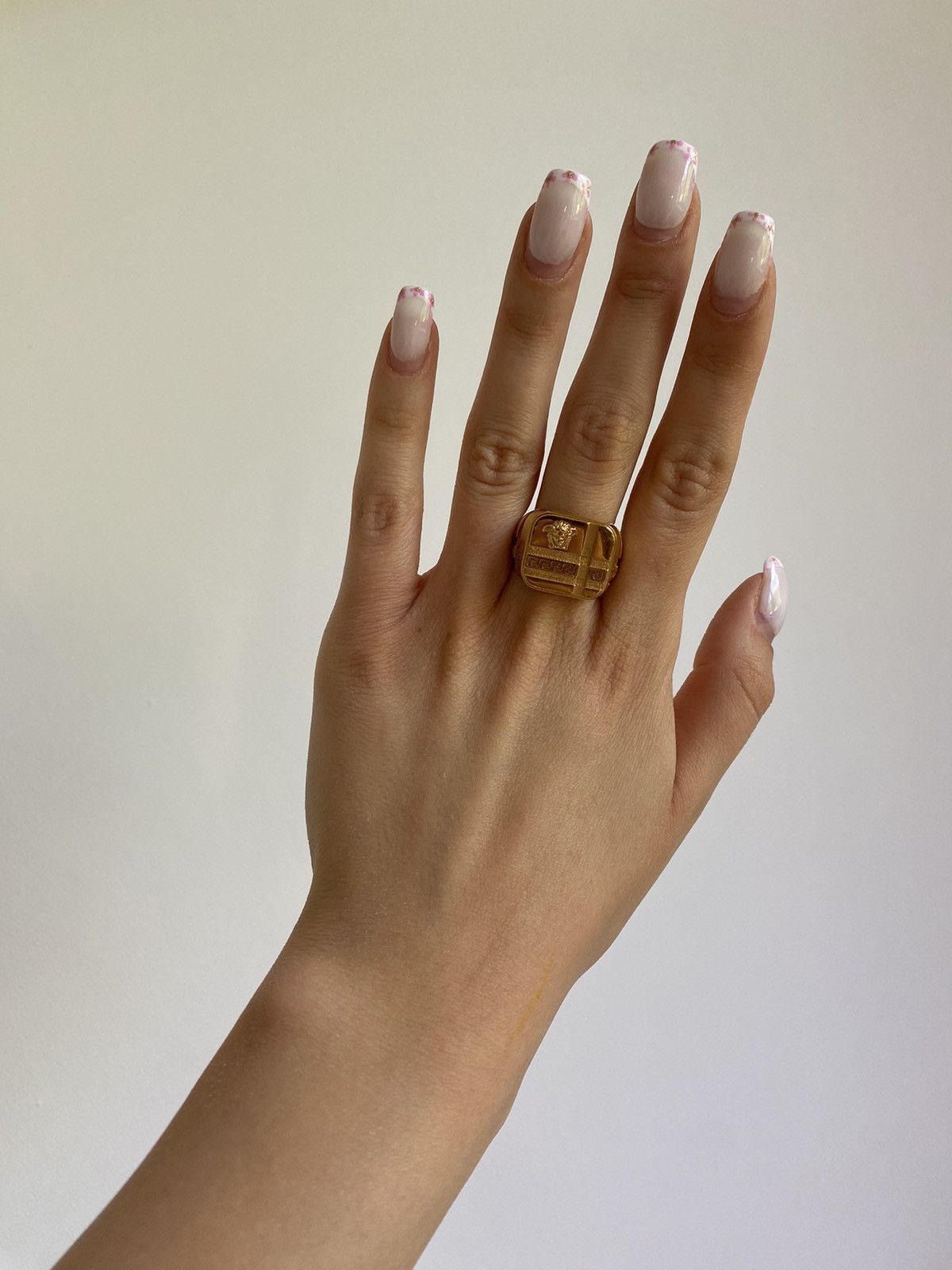 Jewelry × Versace Versace Medusa ring signet ring gold luxury Size ONE SIZE - 7 Thumbnail