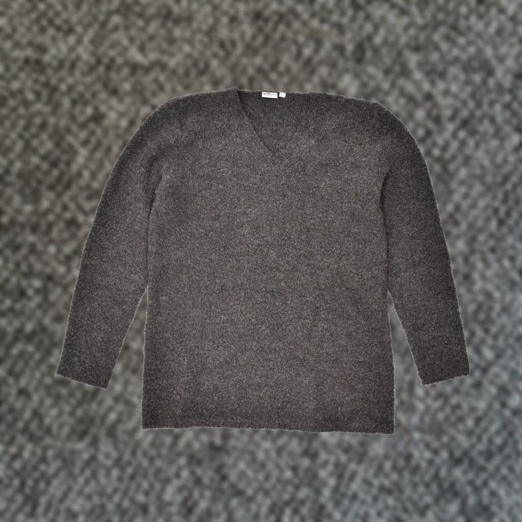 Vintage VINTAGE O.O.P.S. JEANS Womens Jumper Sweater Medium Grey Acrylic V-Neck UK 14 Size M / US 6-8 / IT 42-44 - 1 Thumbnail