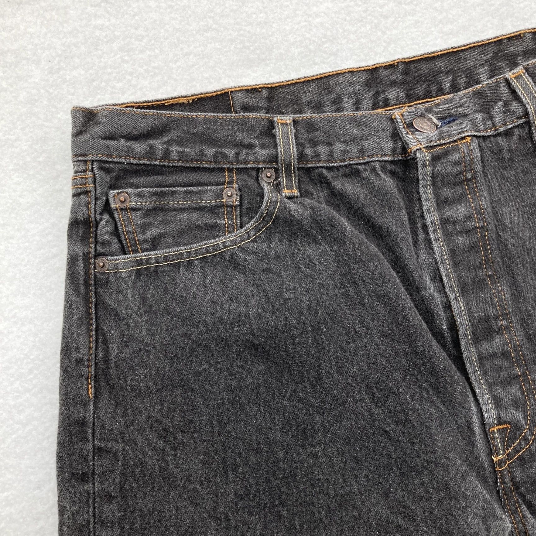 Levi's VINTAGE Levi's 501 Jeans Mens 38x30 Original Button Fly Straight Black Denim Y2K Mens Reg 38 Inseam 30 Size US 38 / EU 54 - 3 Thumbnail