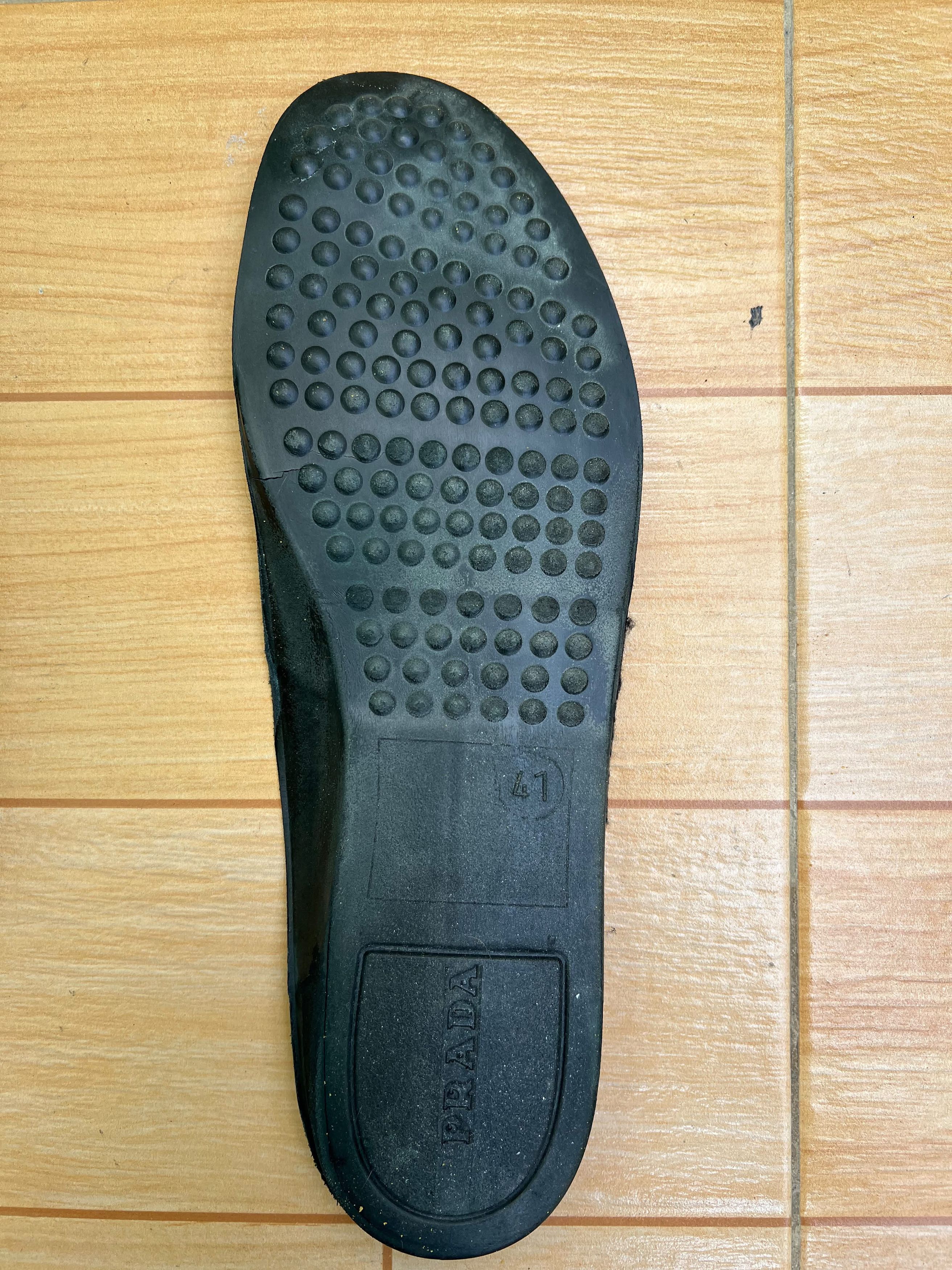 Prada Prada Sport Driving Black Leather Loafers Sz 7.5 UK Size US 8.5 / EU 41-42 - 17 Thumbnail