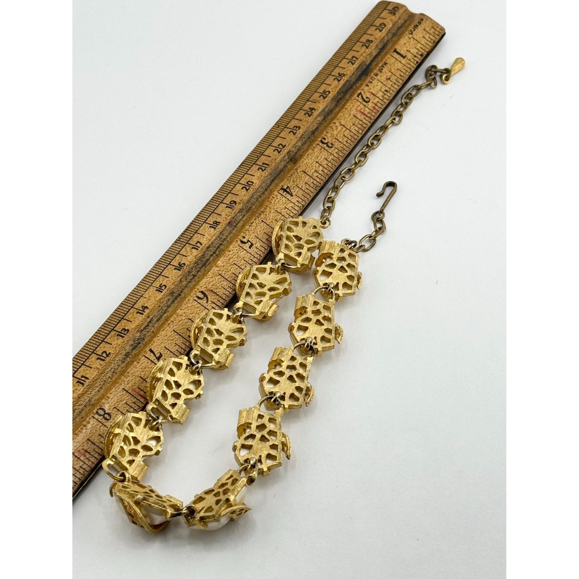 Vintage Vintage faux pearl gold filigree collar necklace Size ONE SIZE - 6 Thumbnail