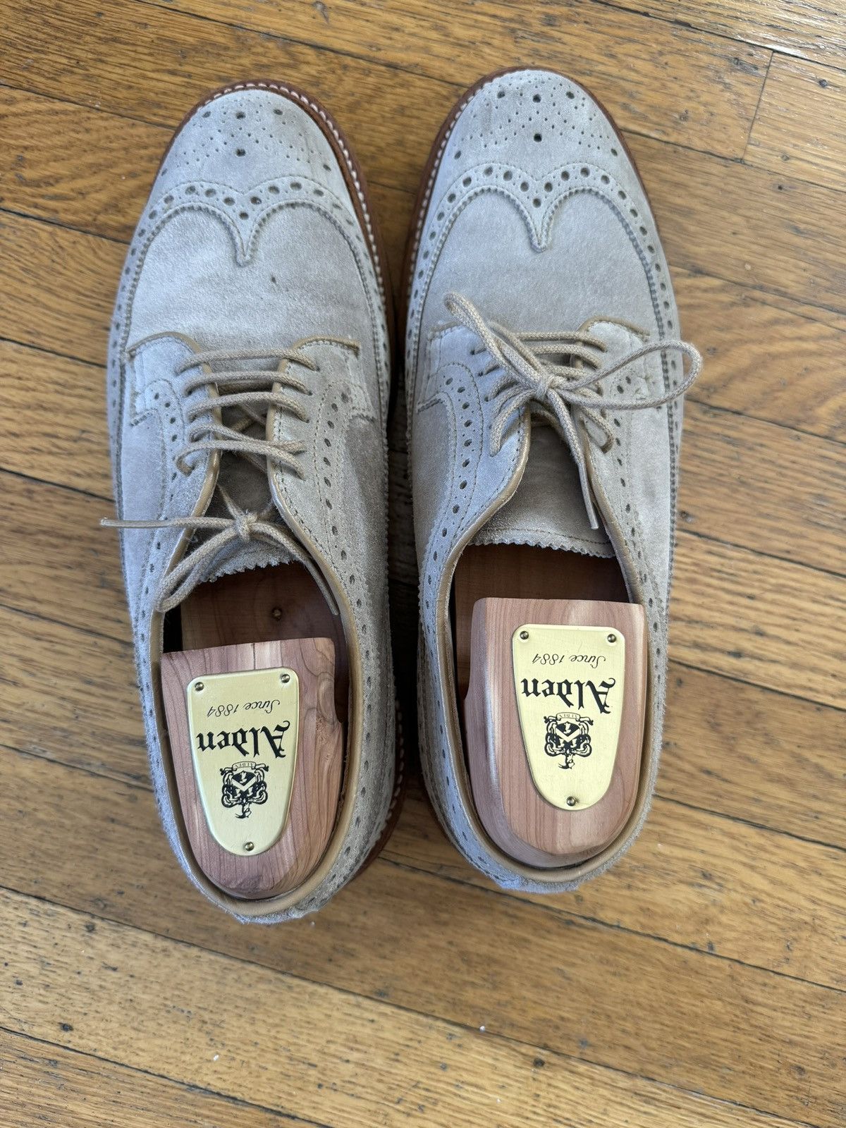 Alden × Todd Snyder Alden for Todd Snyder Suede Bluchers in “Milkshake” Size 8D Size US 8 / EU 41 - 1 Thumbnail