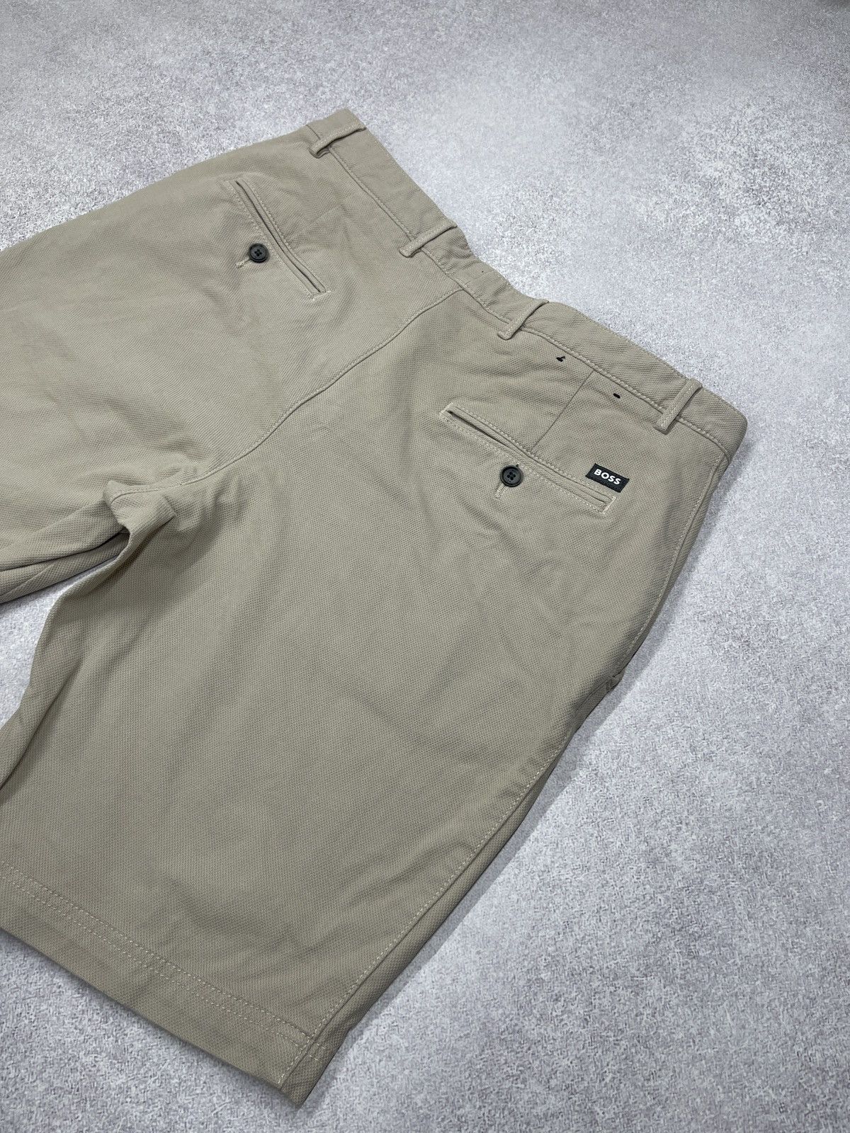 Hugo Boss Mens Hugo Boss Slice Short Beige Size 34 Size US 34 / EU 50 - 3 Thumbnail