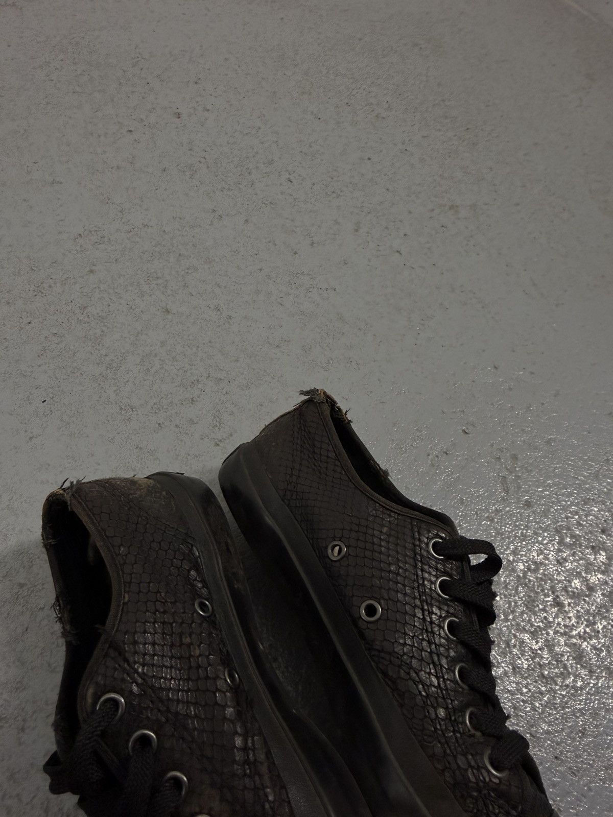 Converse John Varvatos x Converse Aged High Top Sneakers Size US 7.5 / IT 37.5 - 4 Thumbnail
