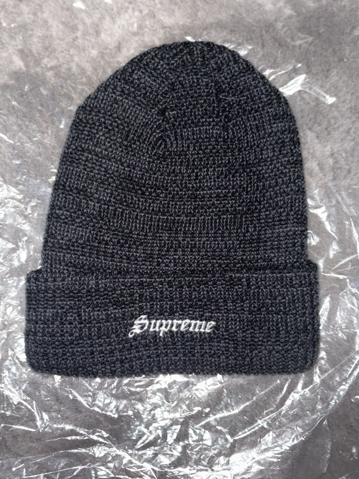 supreme trebark camo beanie モーガン蔵人着用モデル Supreme Trebark Camo Beanie モーガン蔵人着用 - メルカリ