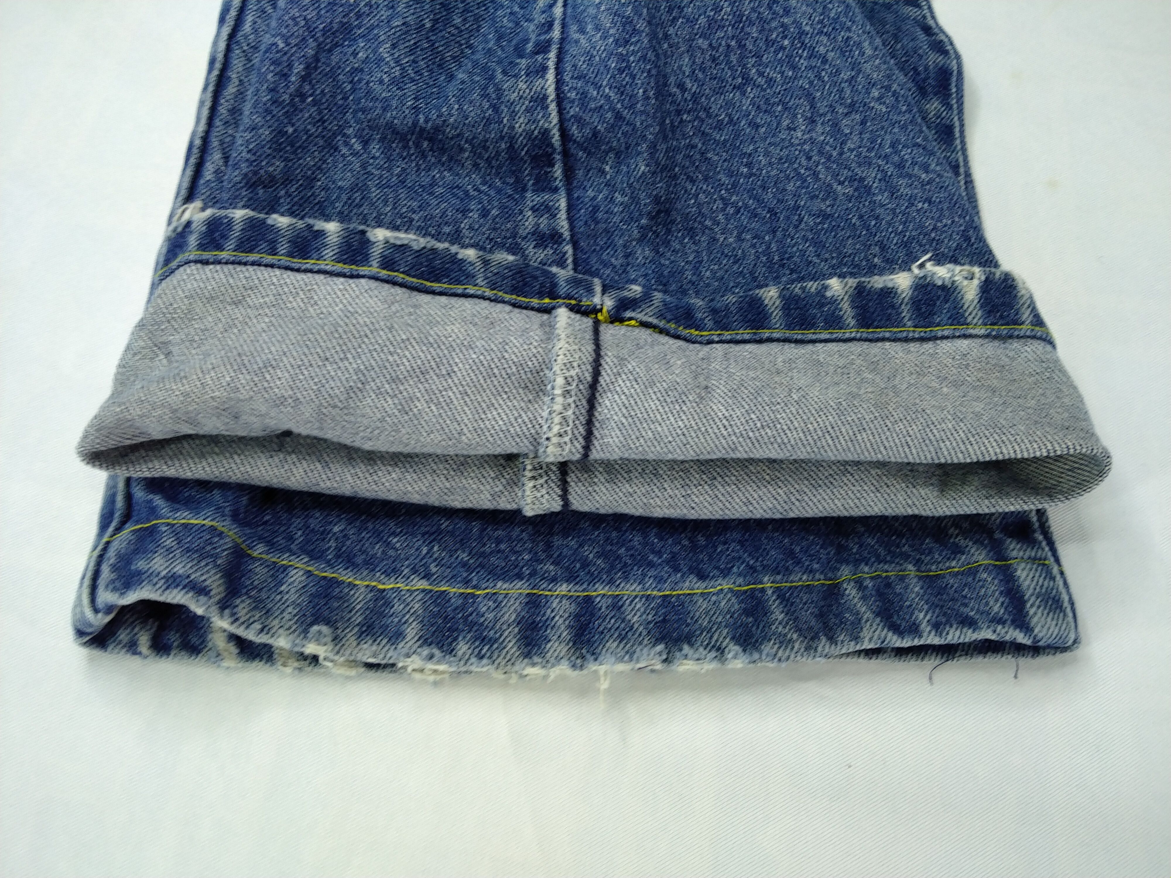 Levi's Blue Vintage Levi's 517 Flare Boot Cut Denim 39x28 -JN414 Size US 39 - 11 Thumbnail