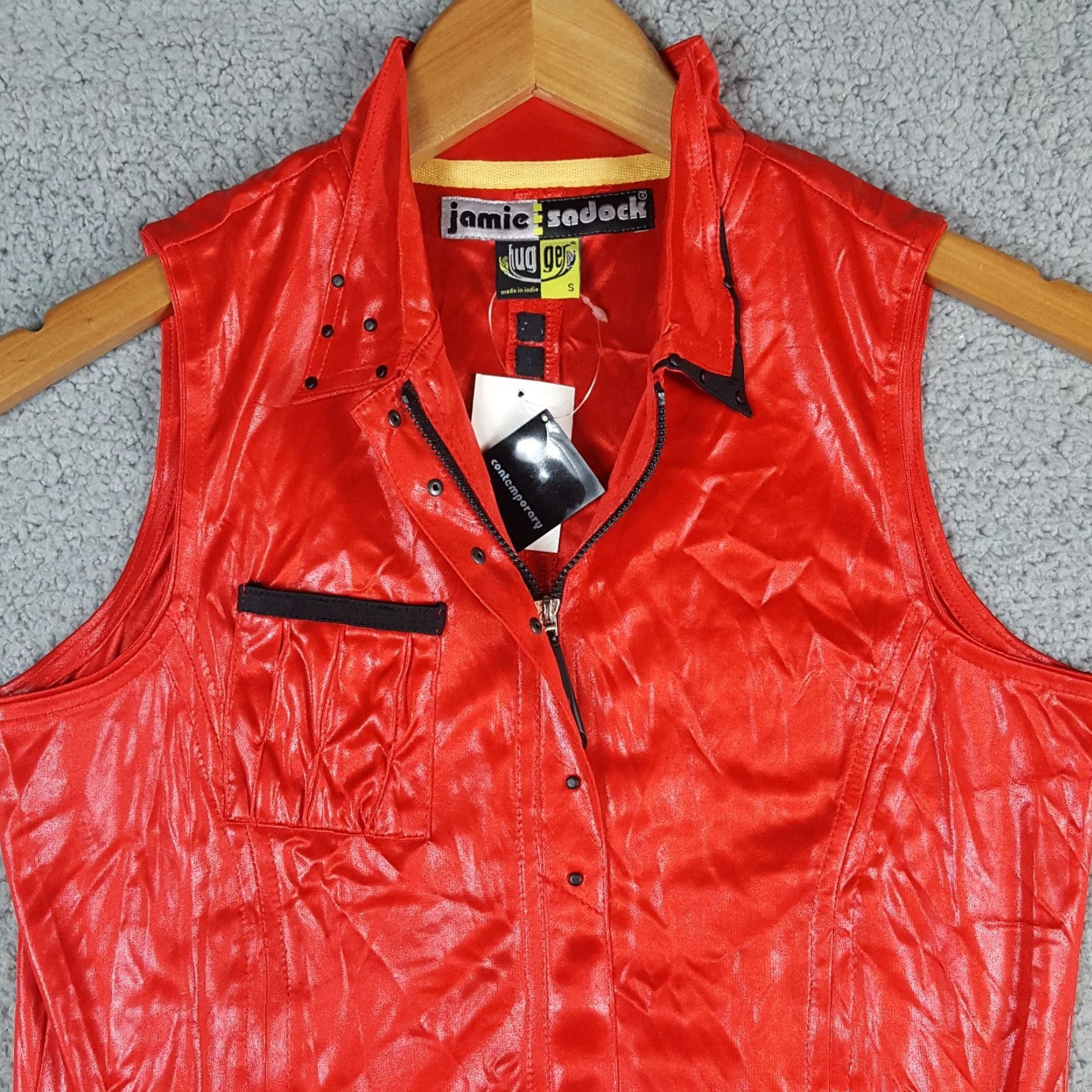 Vintage VINTAGE Jamie Sadock Tank Top Vest Polo Woman S Red Faux Leather Wet Look Sleeveless Size S / US 4 / IT 40 - 2 Thumbnail