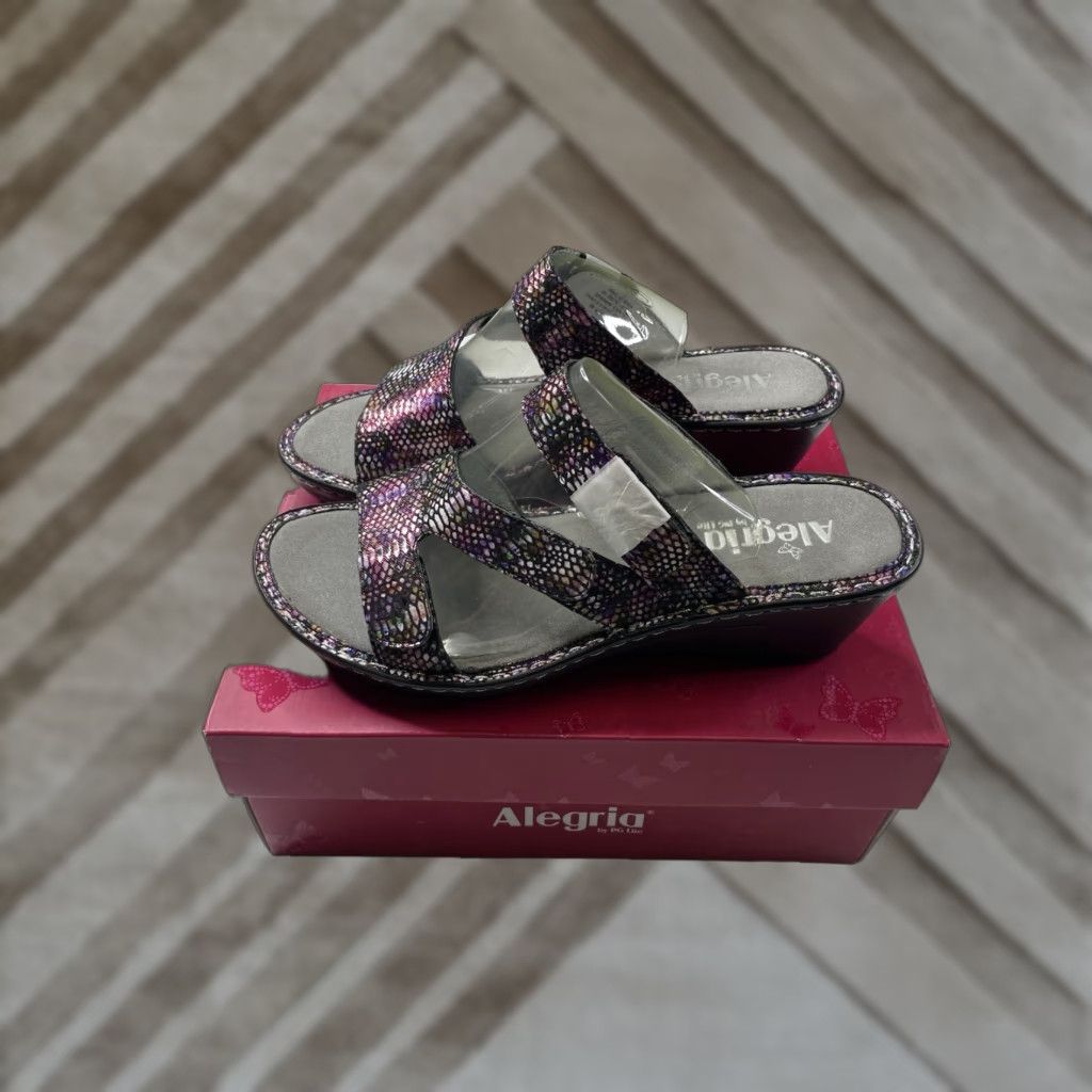 Vintage Alegria Loti Funtastic Slip-on Sandal Womens 10 Purple Snakeskin Leather Wedge Open Toe Size US 10 / IT 40 - 1 Thumbnail