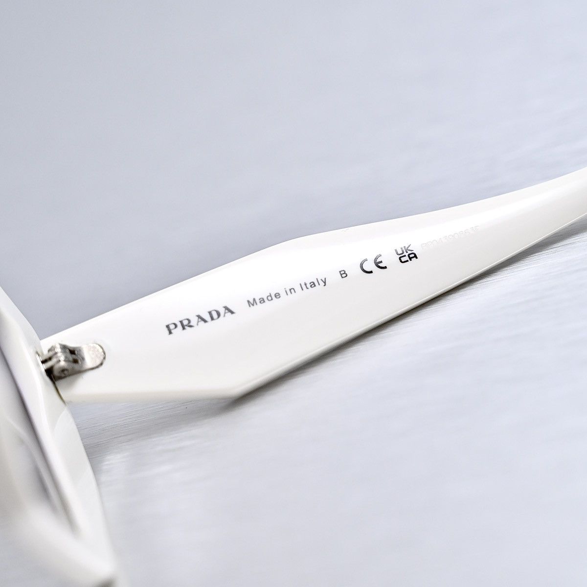 Prada PRADA 0PR 16WSF SUNGLASSES Size ONE SIZE - 4 Thumbnail
