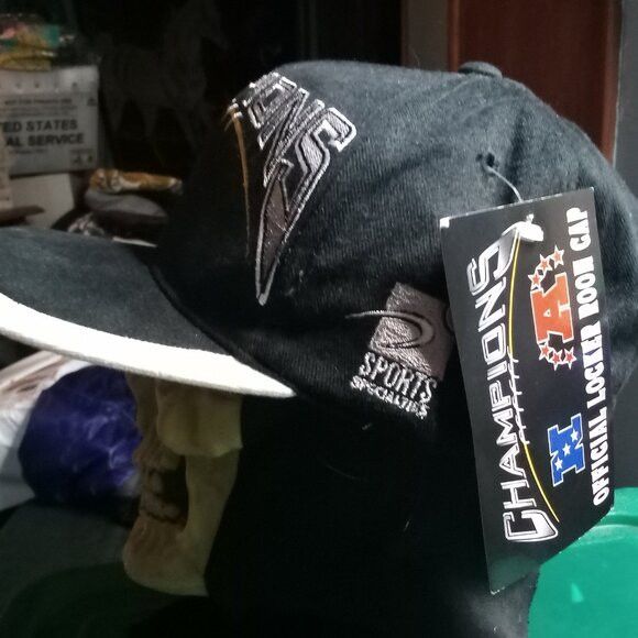 Sports Specialties NWT DS Sports Specialties Football Champions Blank Snap Hat Size ONE SIZE - 3 Thumbnail